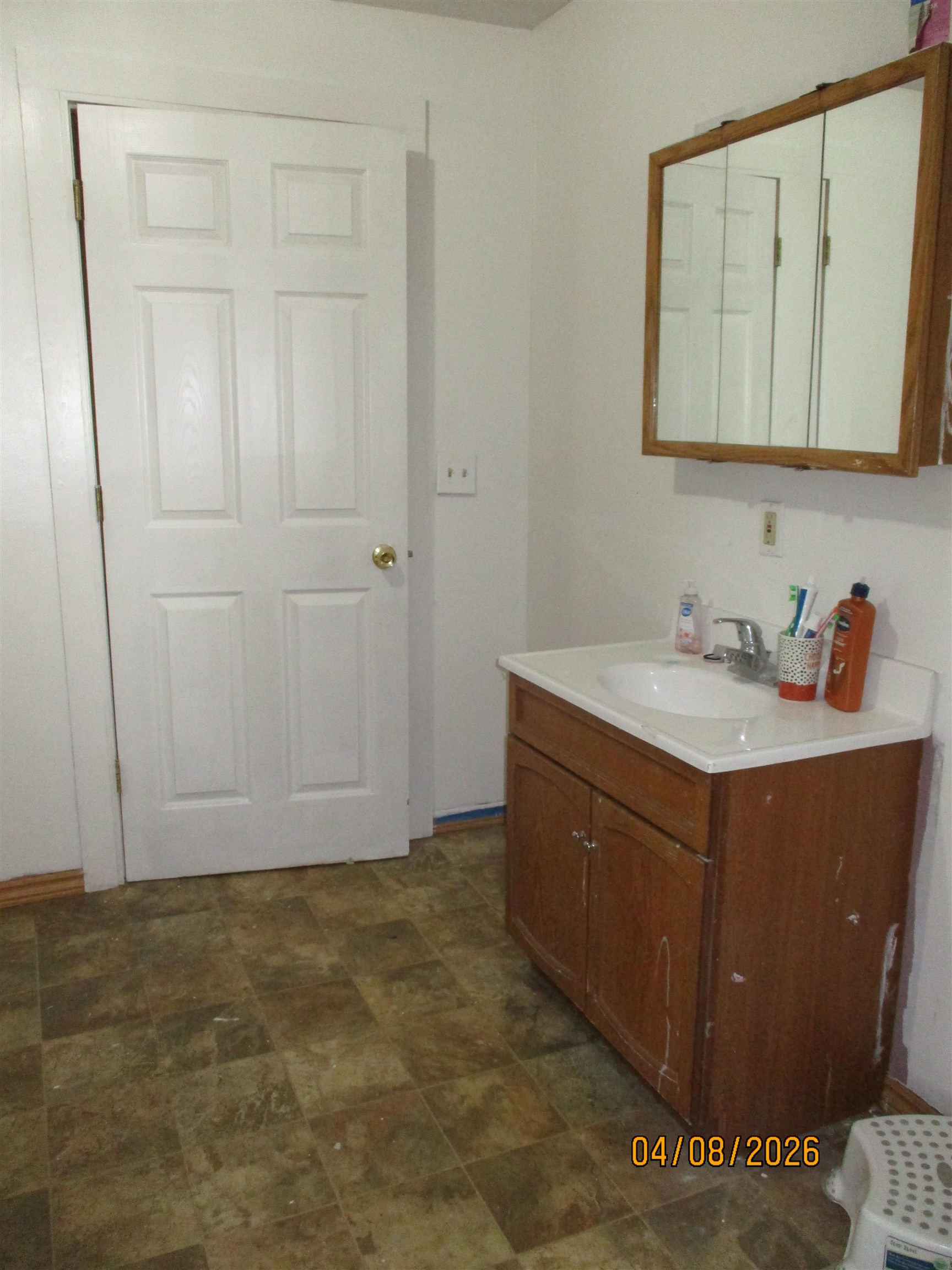 main property photo 8