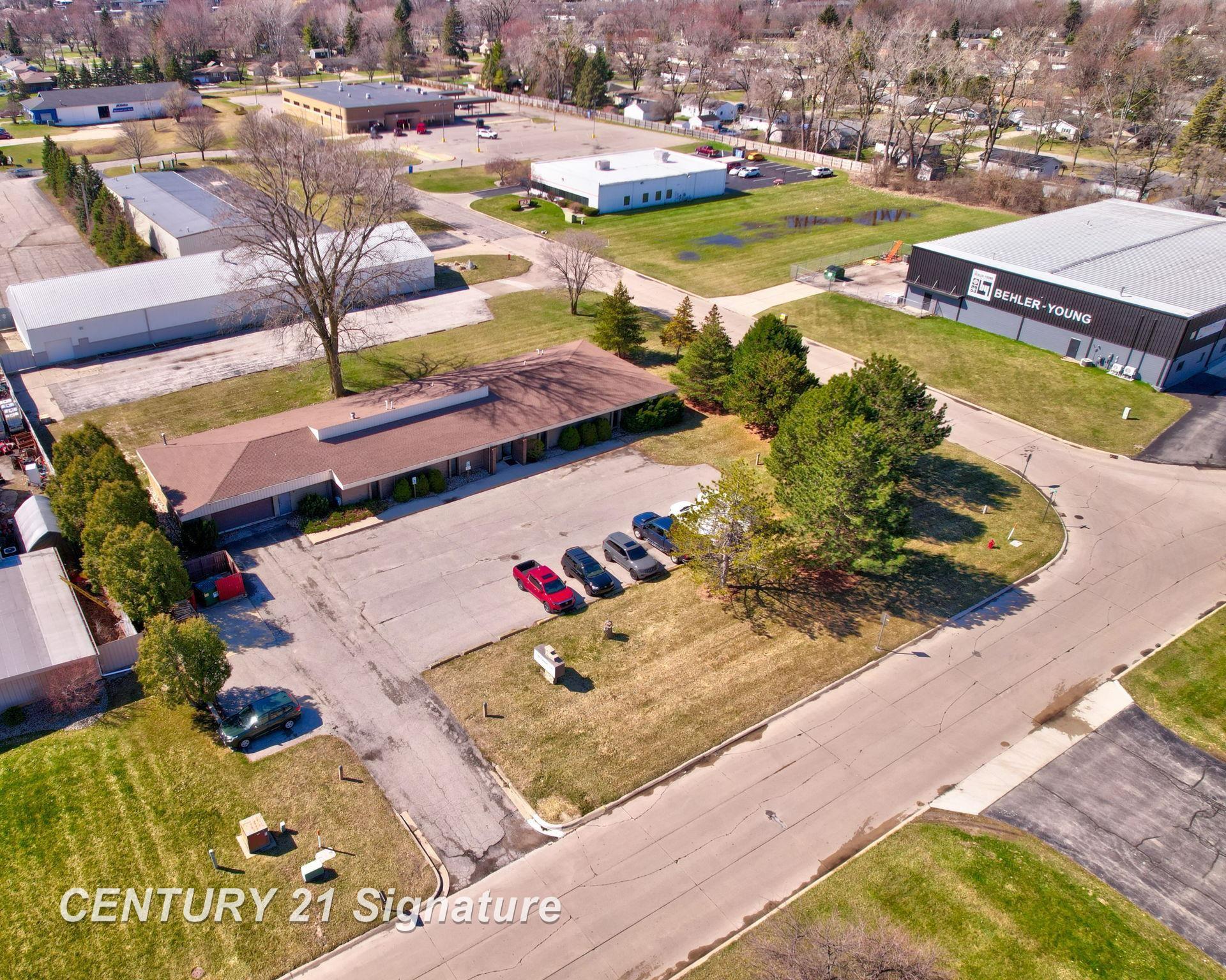 main property photo 44