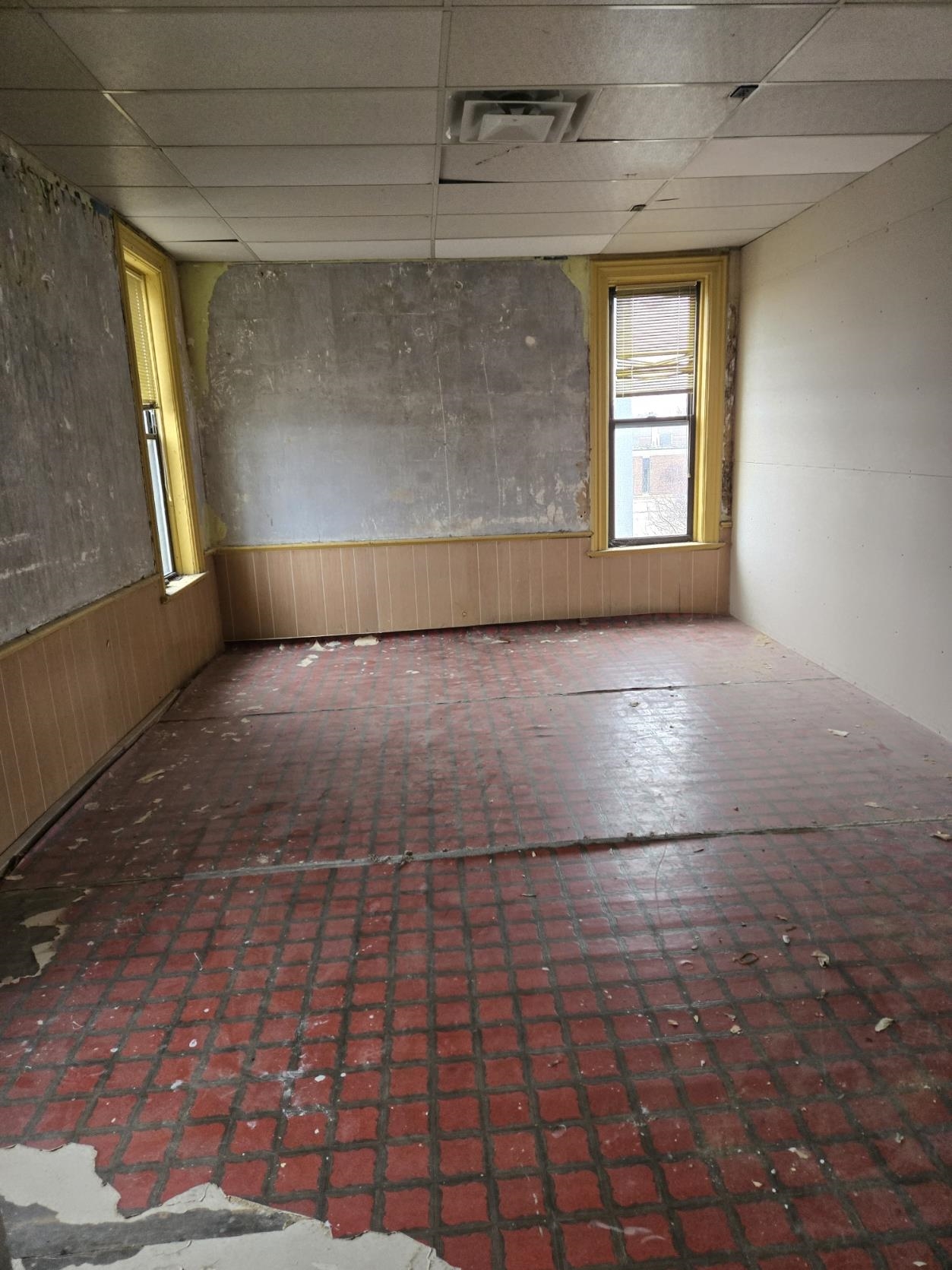 main property photo 8