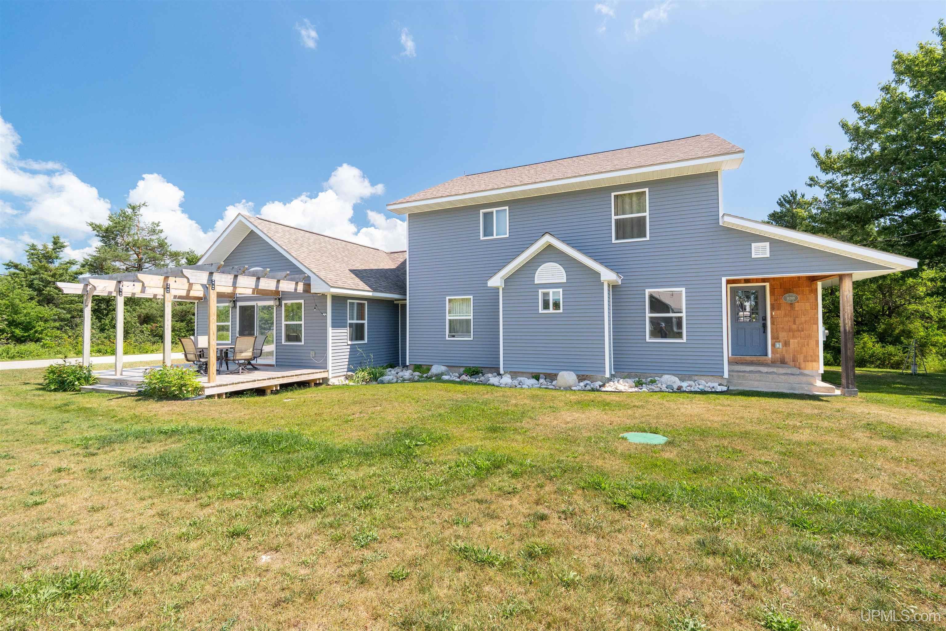 main property photo 5