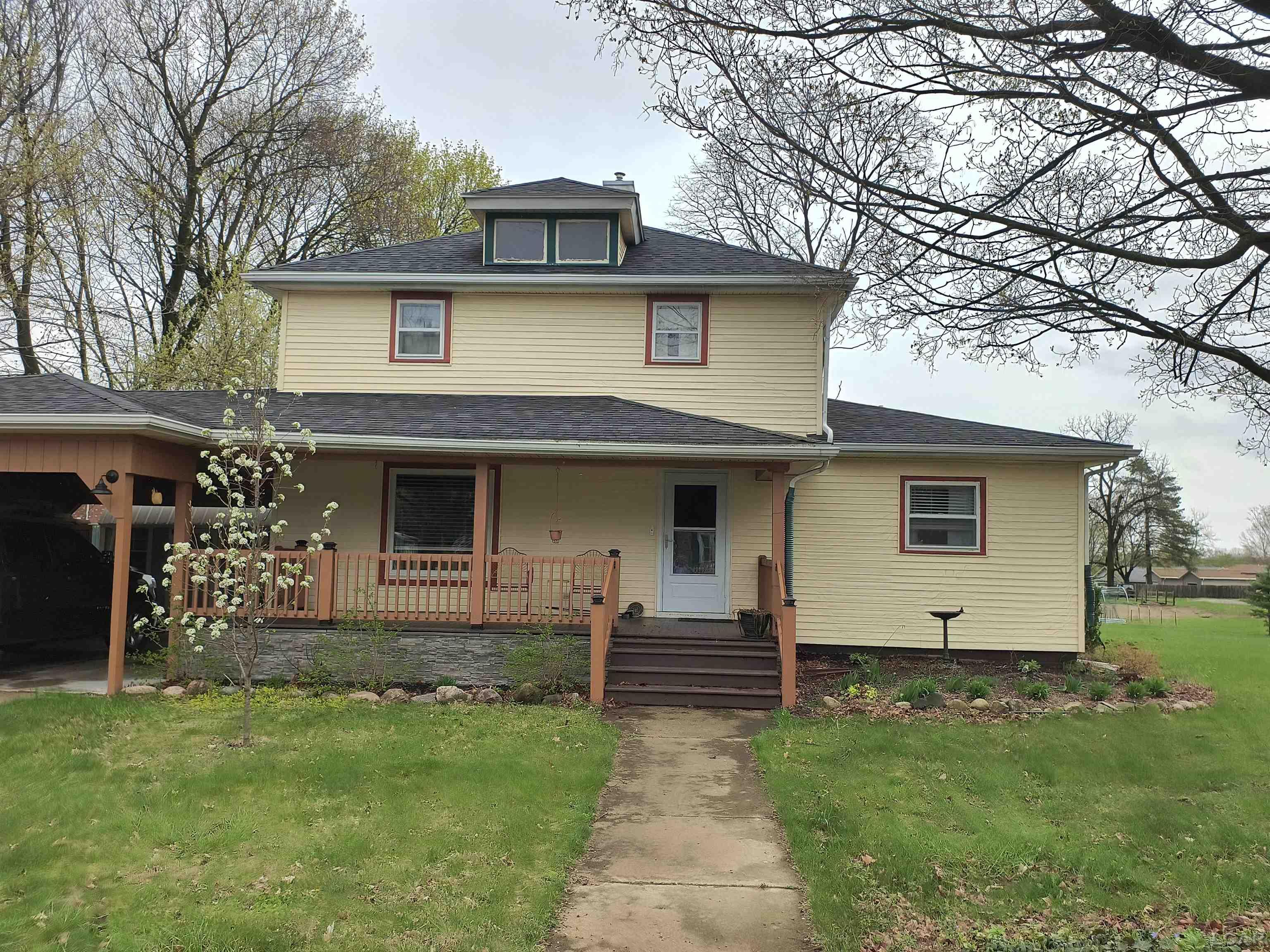 main property photo 29