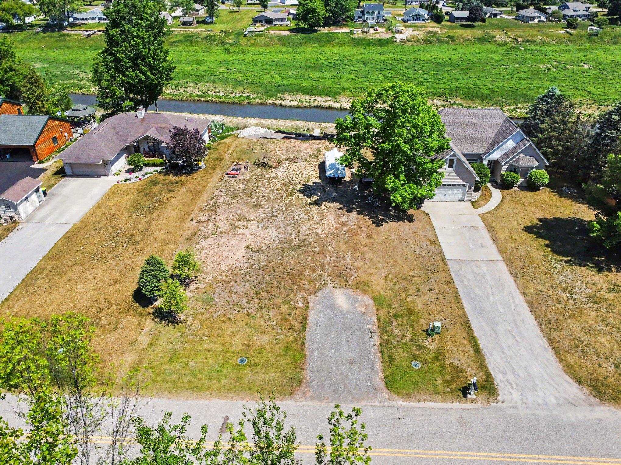 main property photo 6