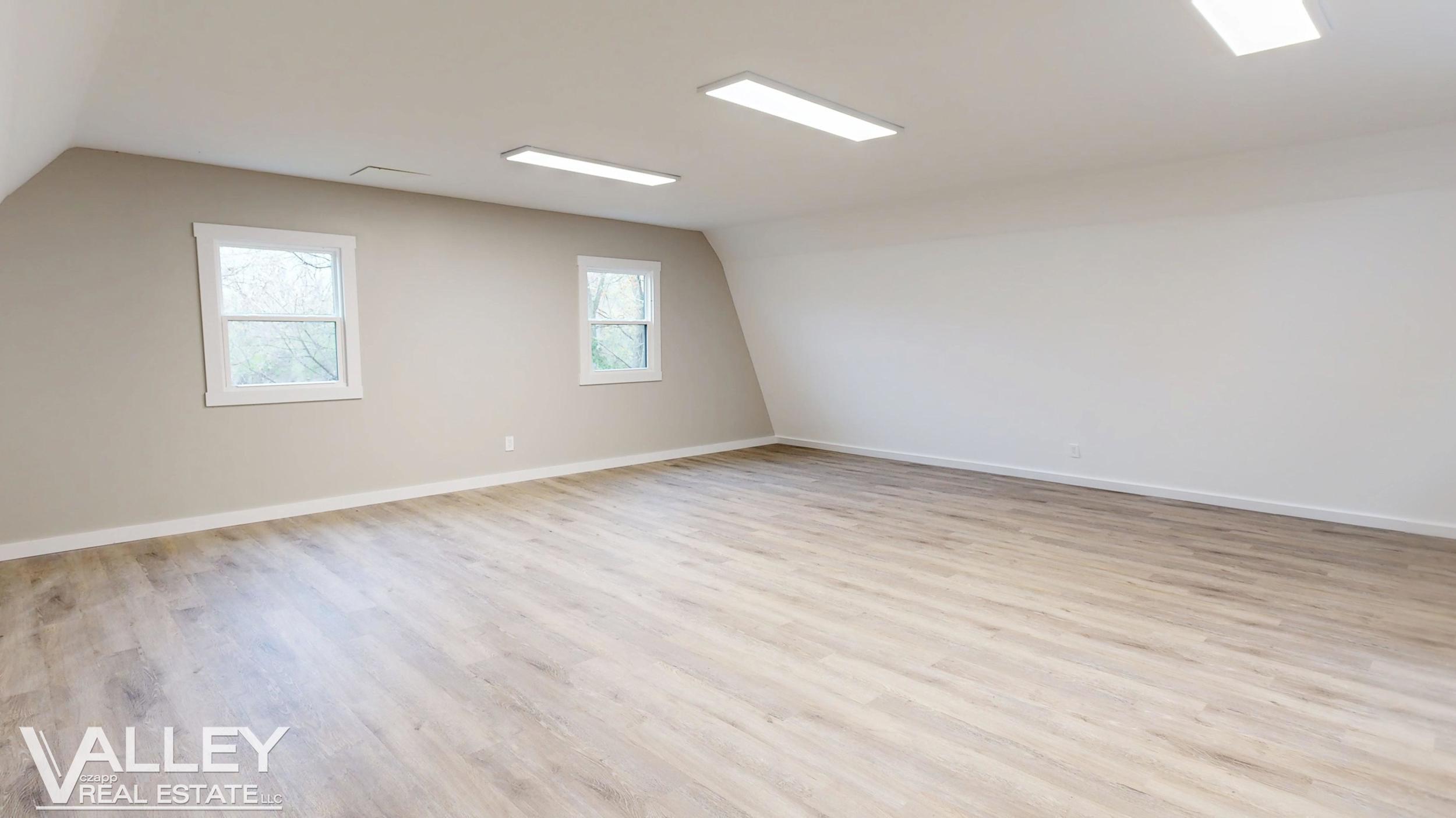 main property photo 61