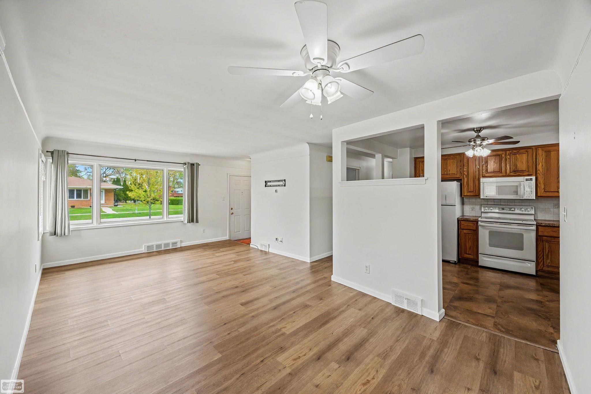 property viewer photo 4
