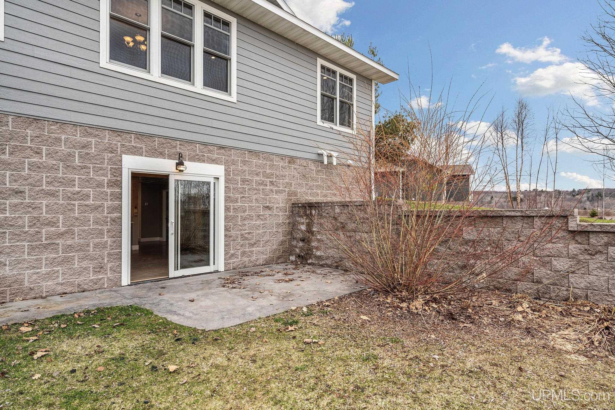 main property photo 66