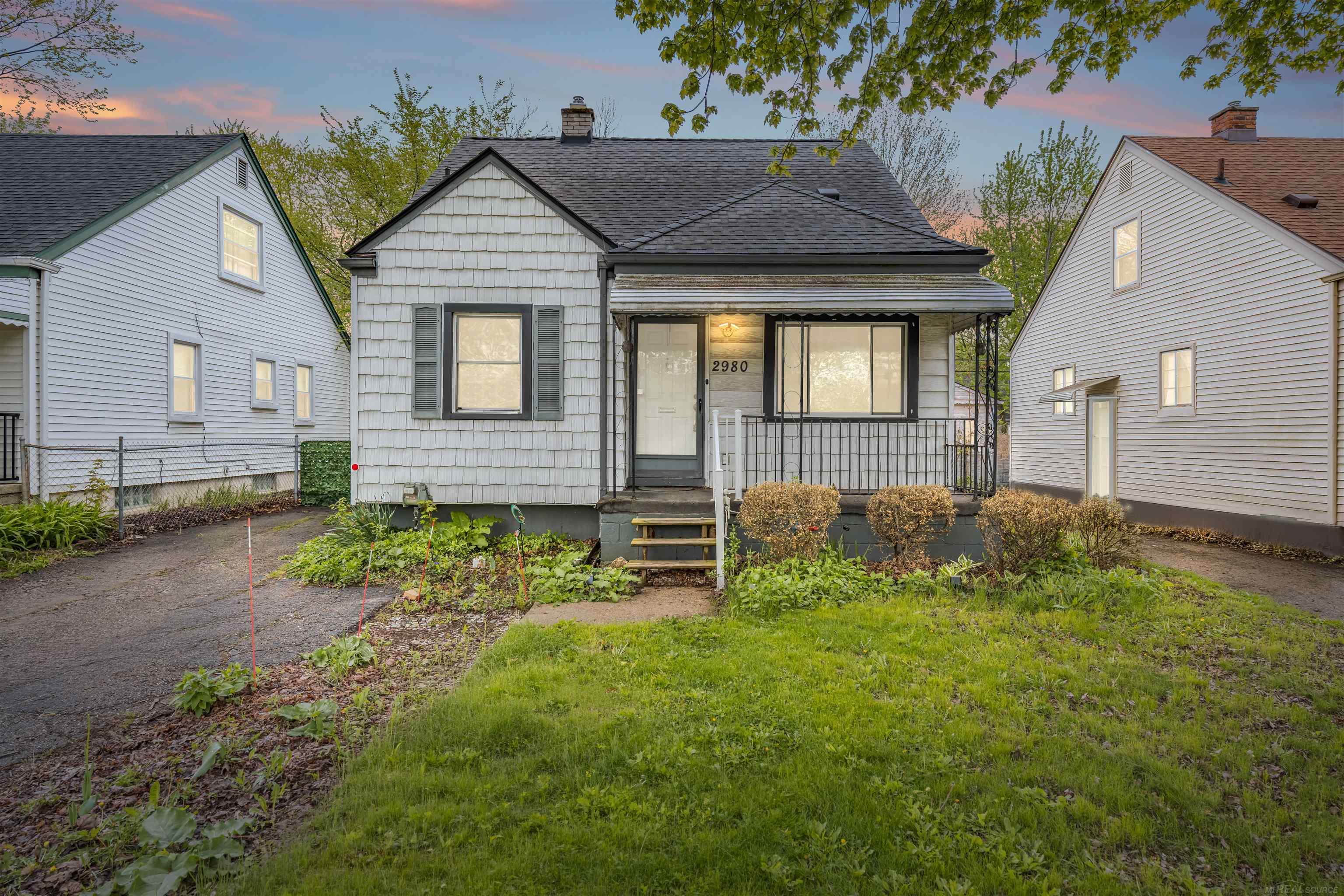 main property photo 1