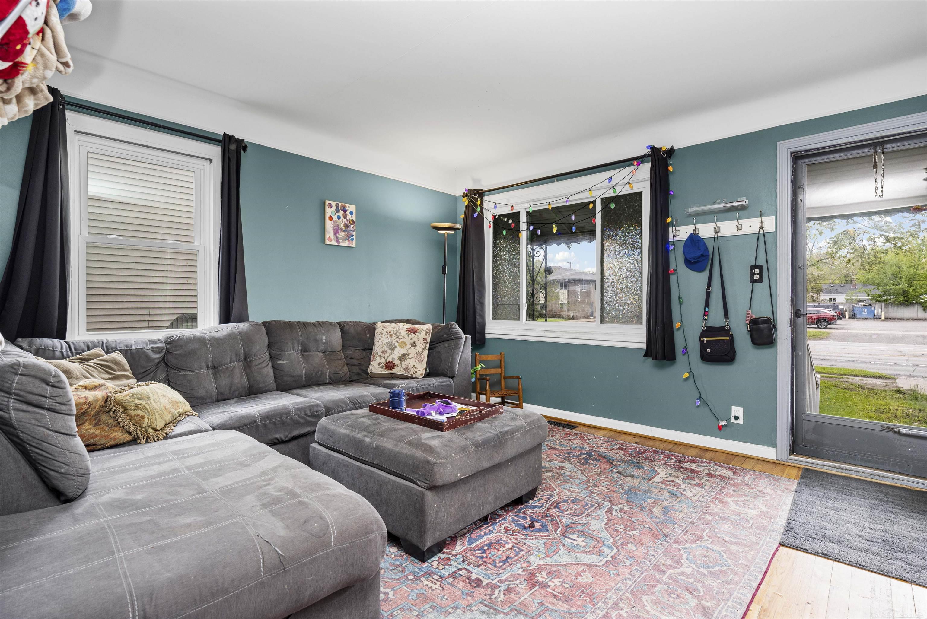 main property photo 3