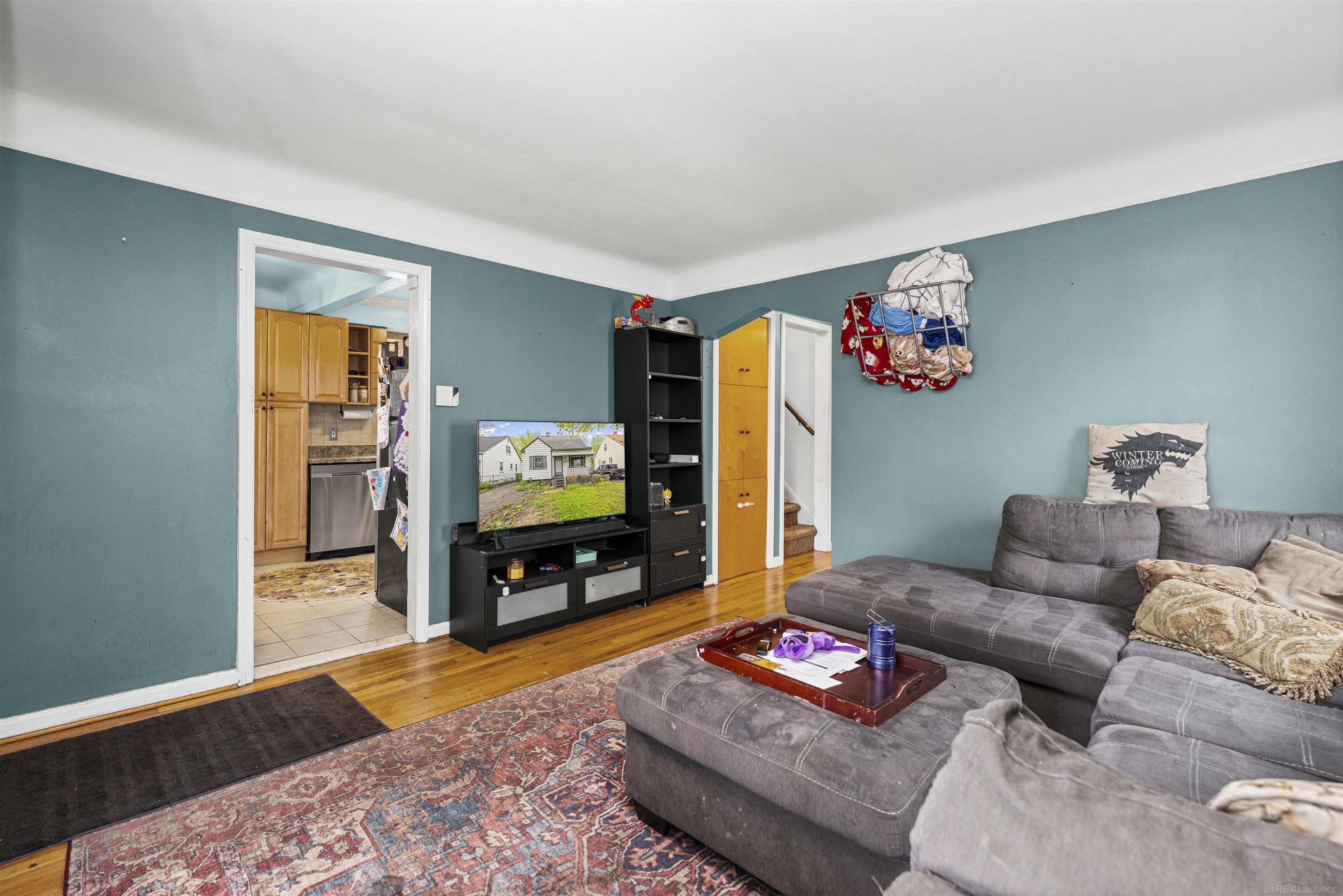 main property photo 4