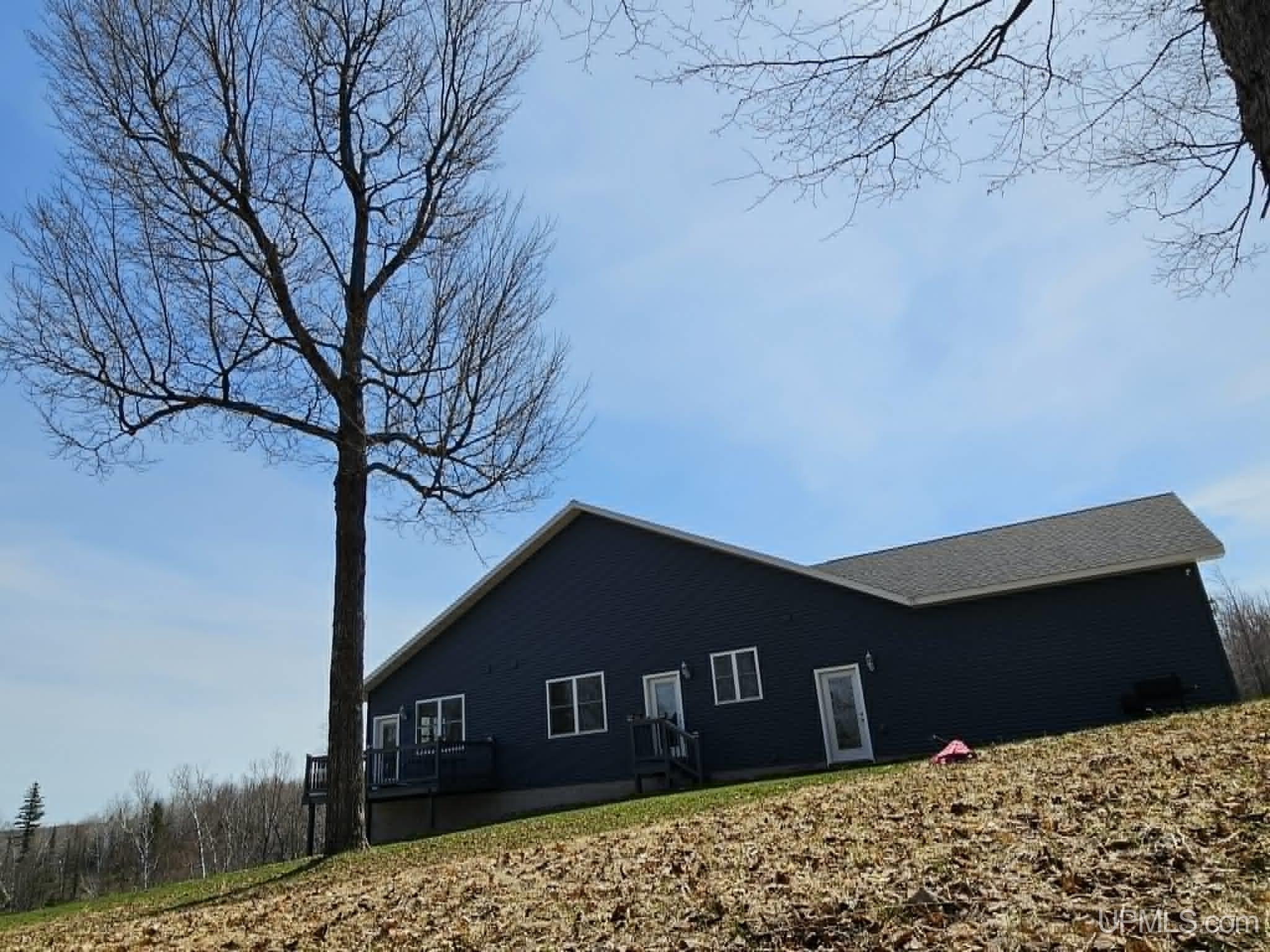 main property photo 71