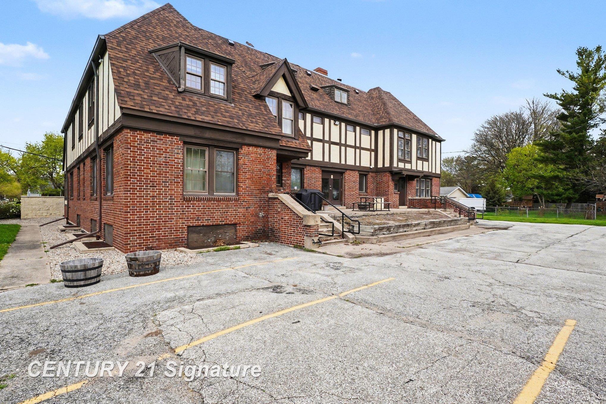 main property photo 78