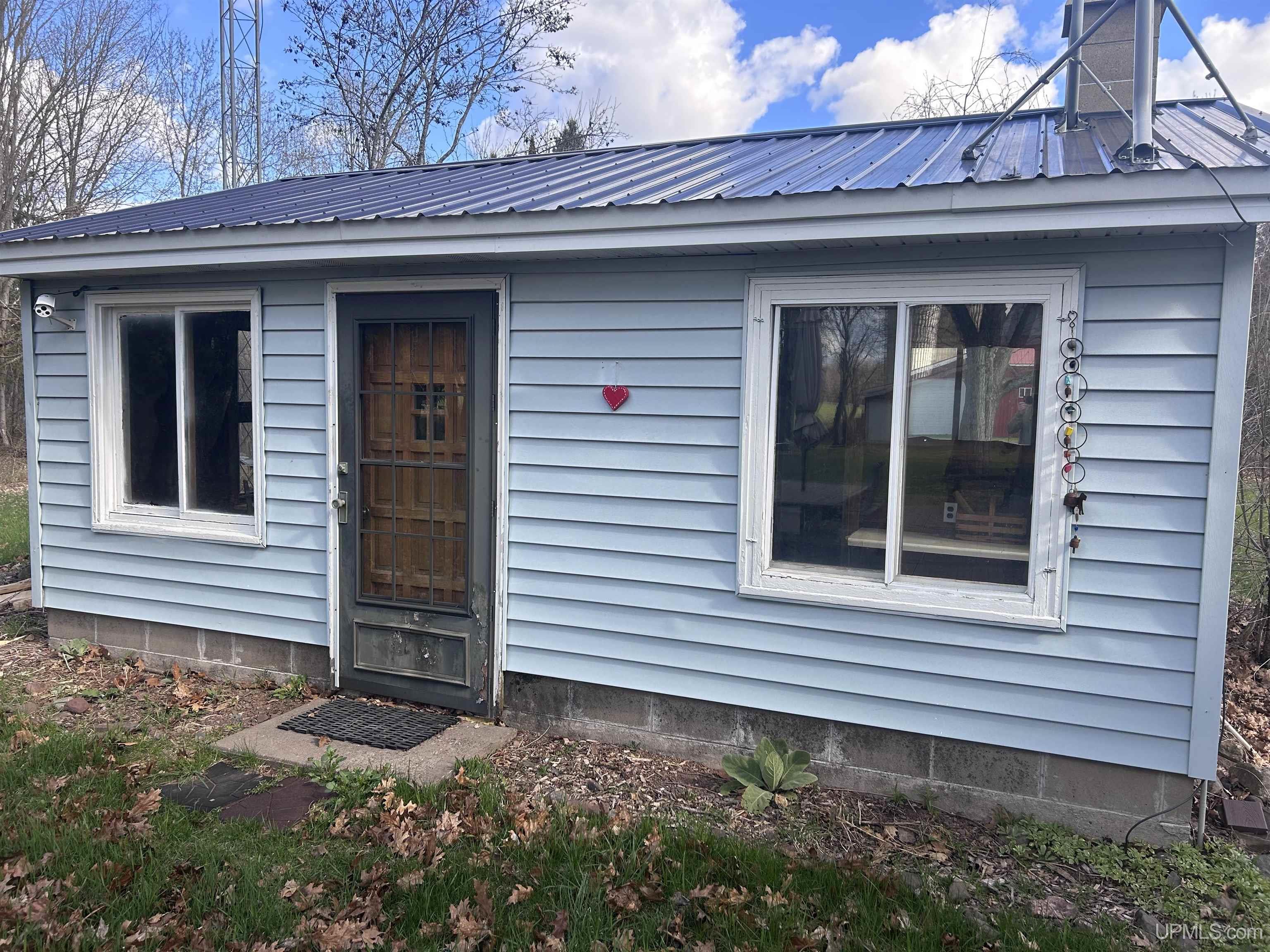 main property photo 79