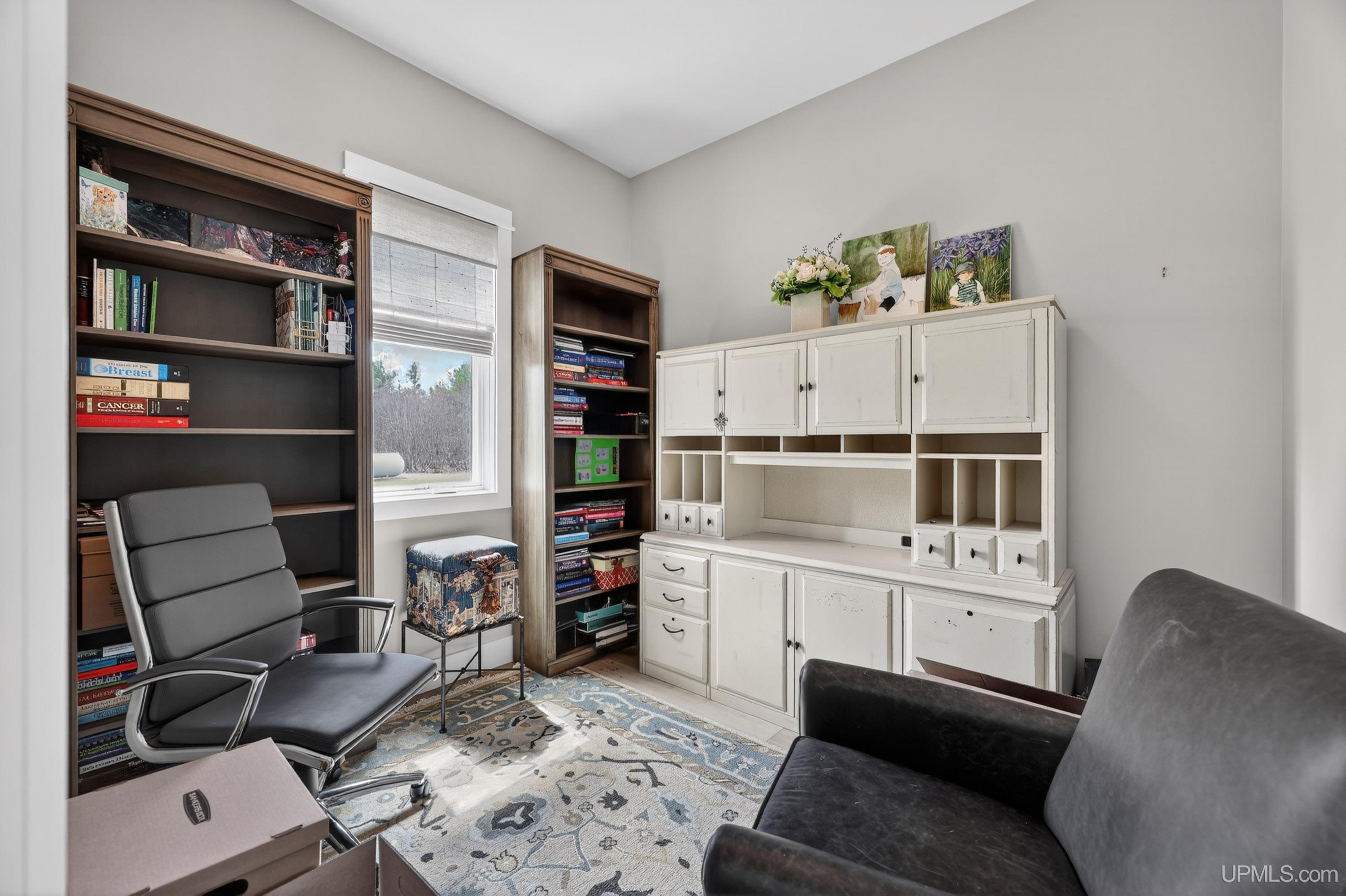 main property photo 24