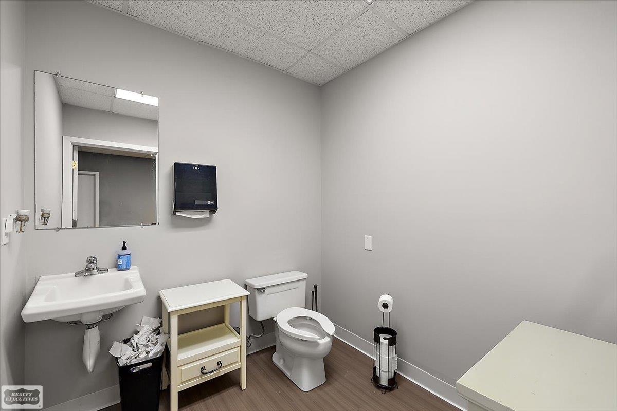 main property photo 49