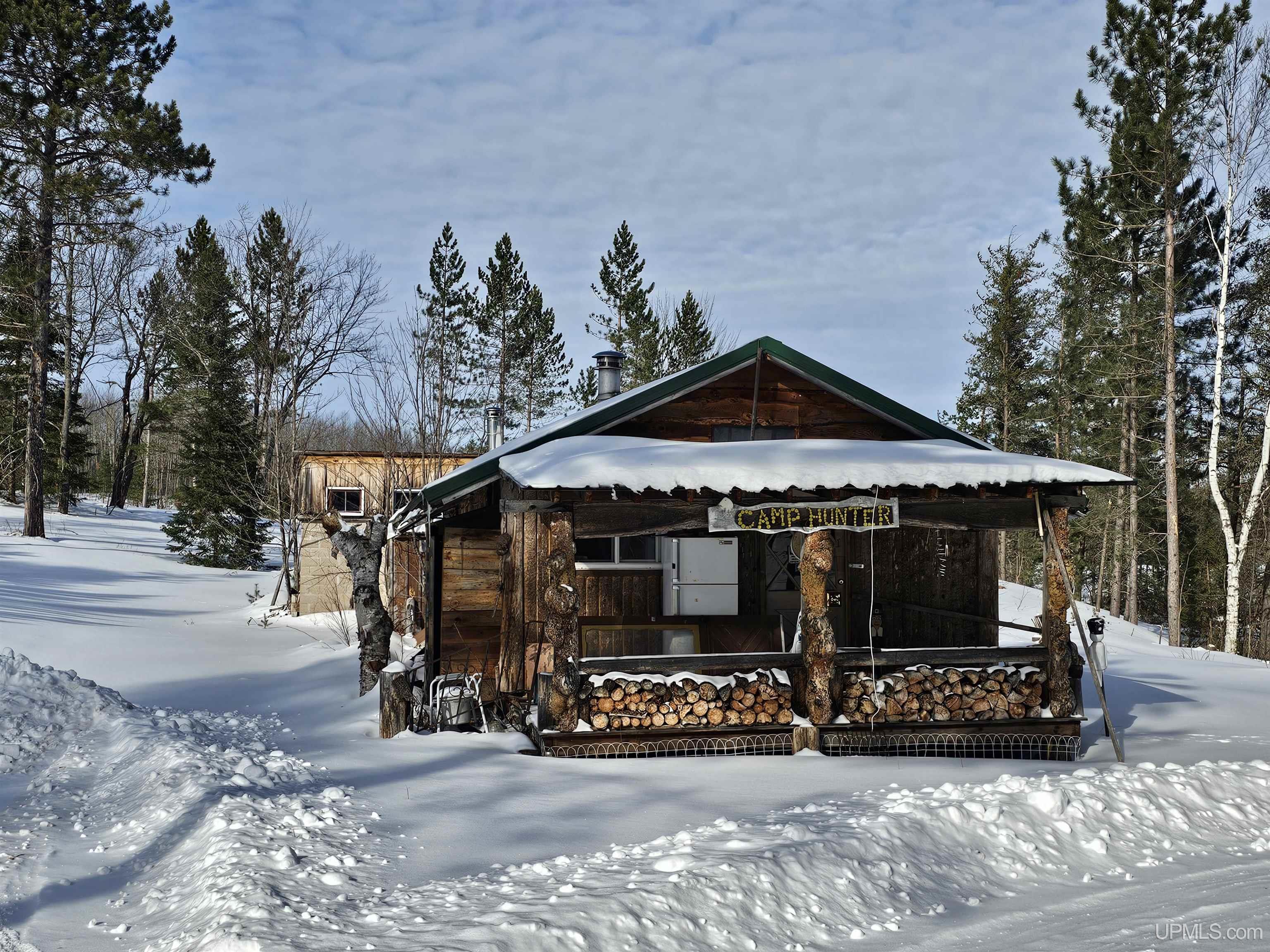 main property photo 9