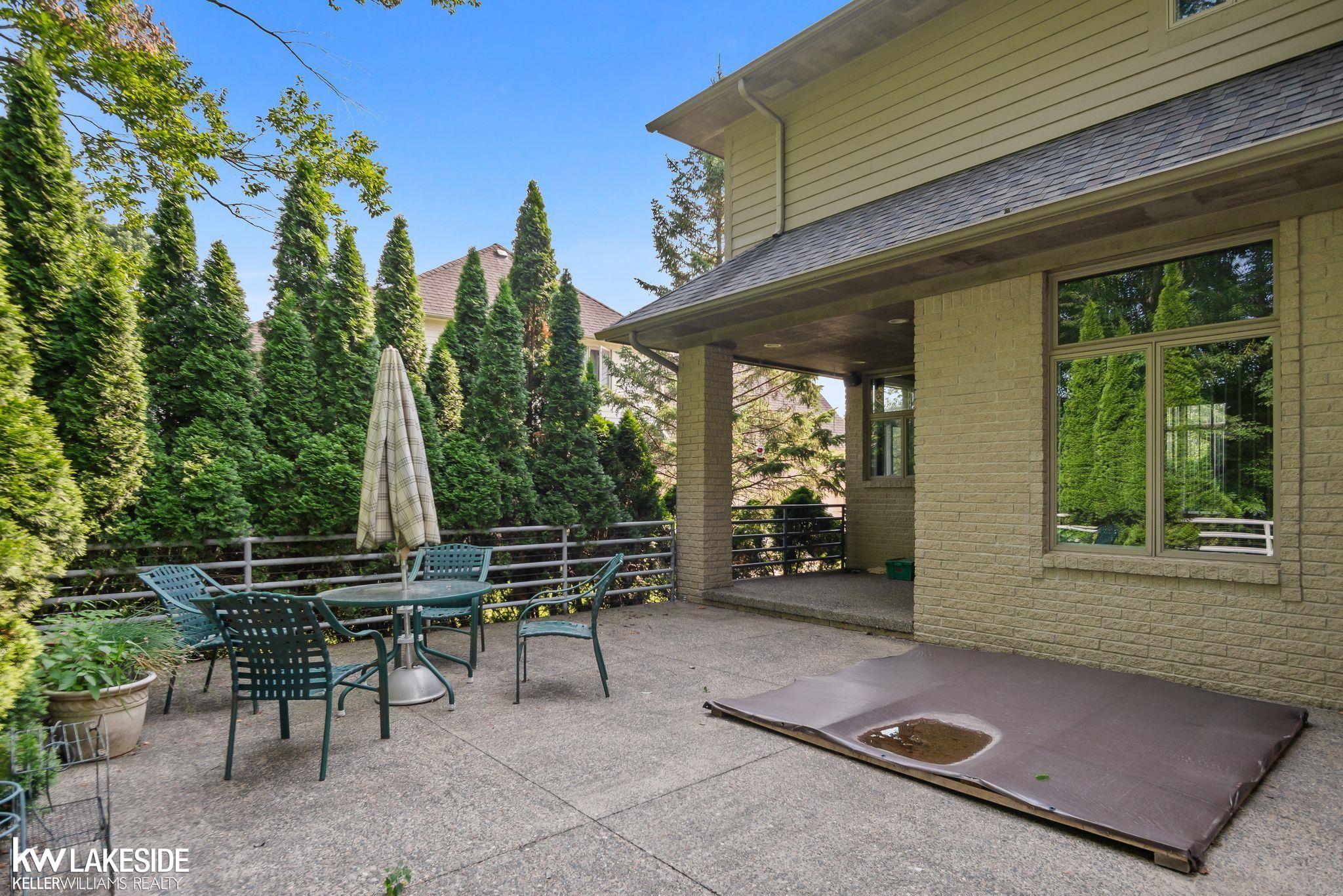 main property photo 60