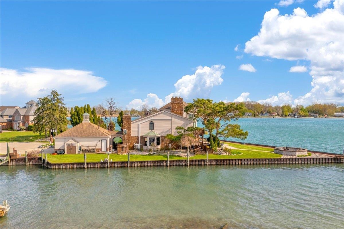 main property photo 14