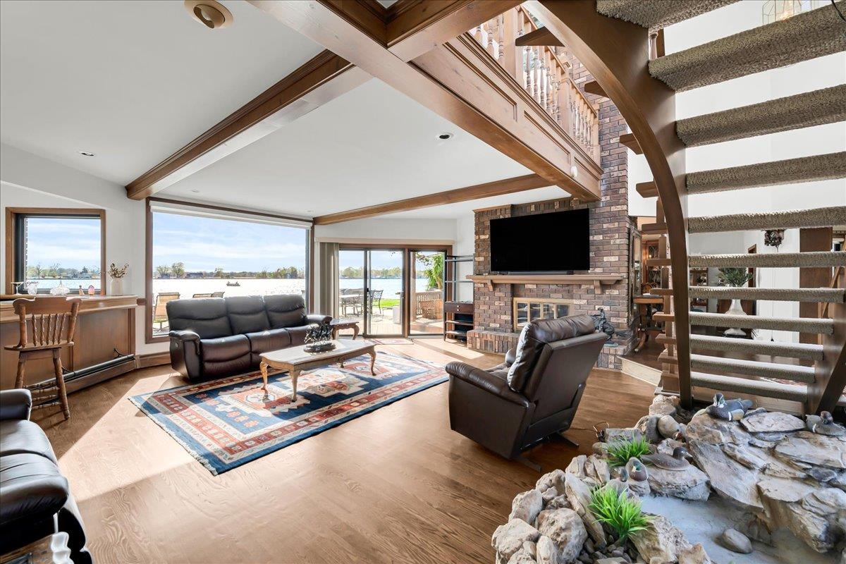 main property photo 89