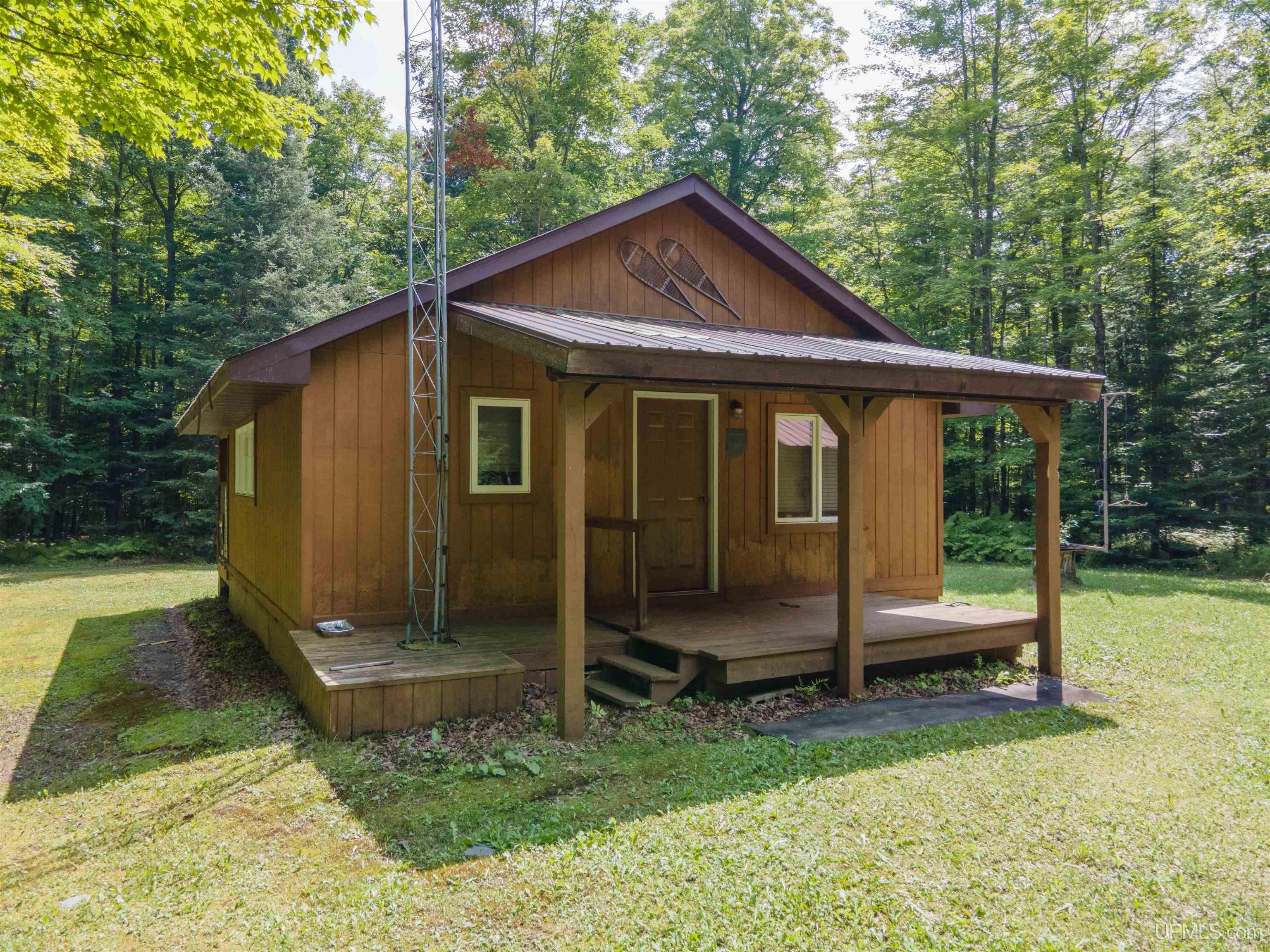 main property photo 9