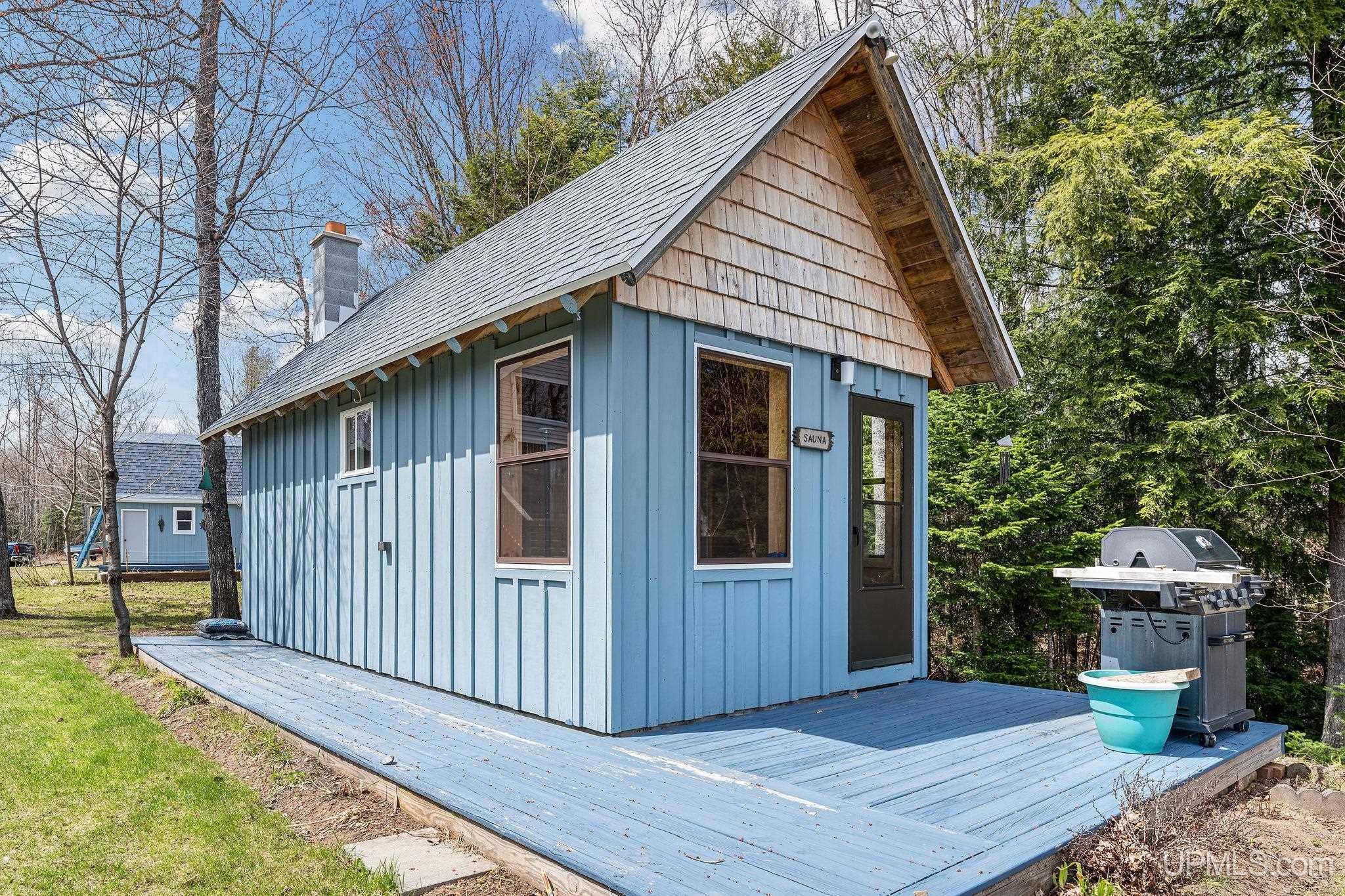 main property photo 39