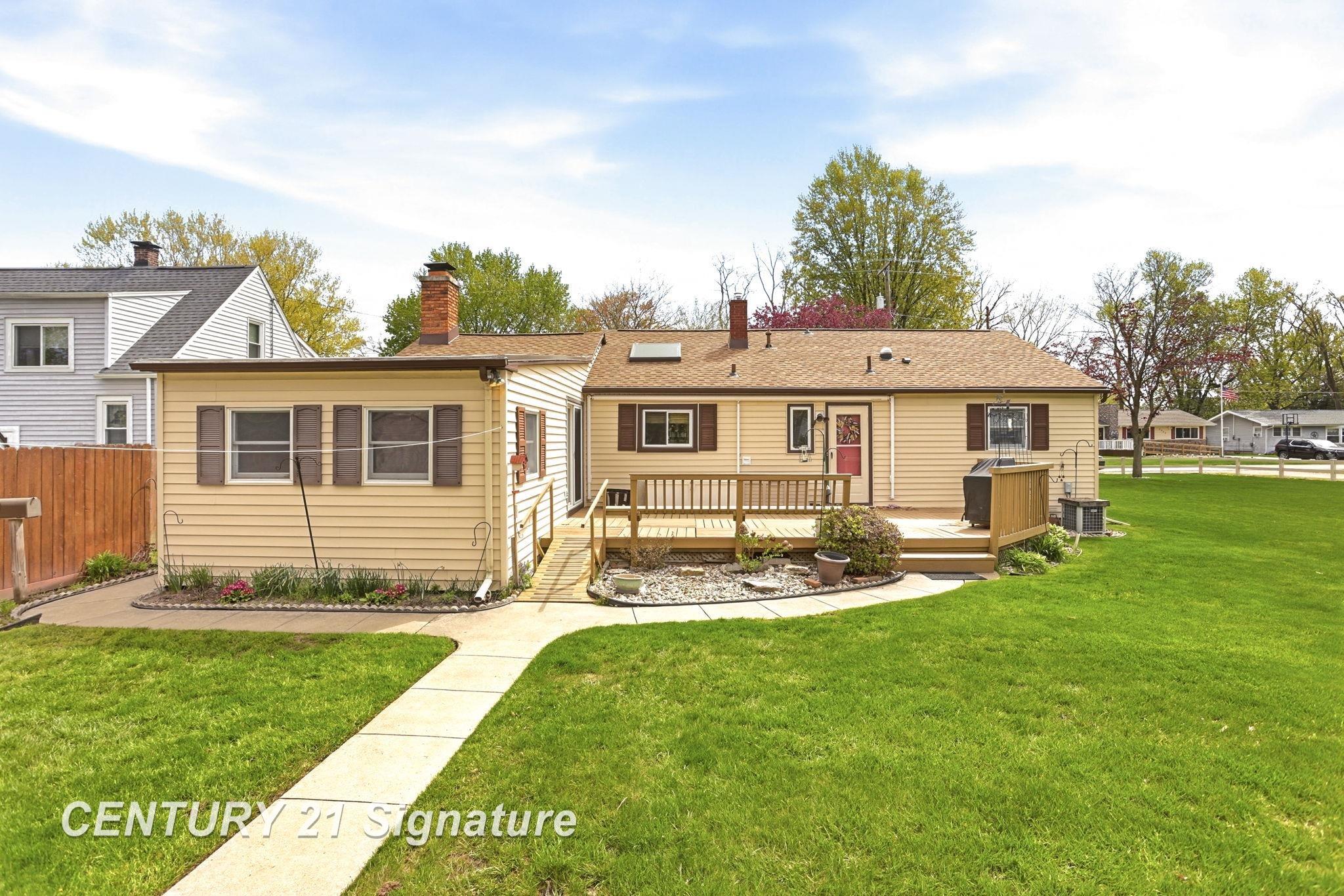 main property photo 37