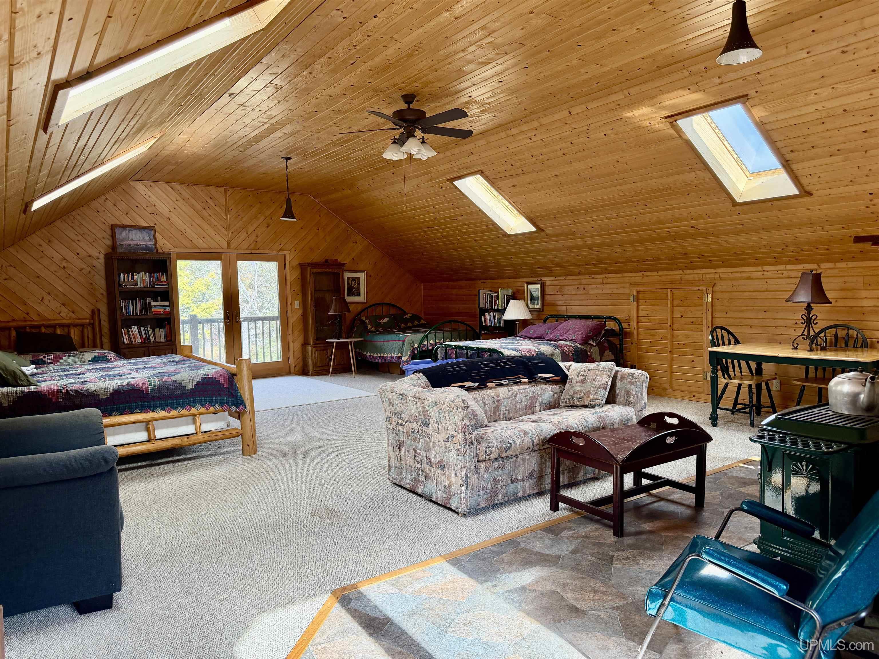 main property photo 48