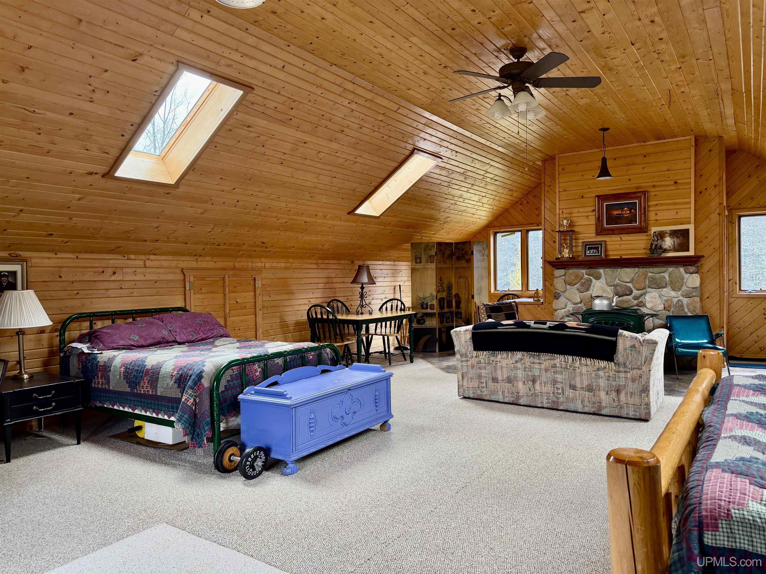 main property photo 50