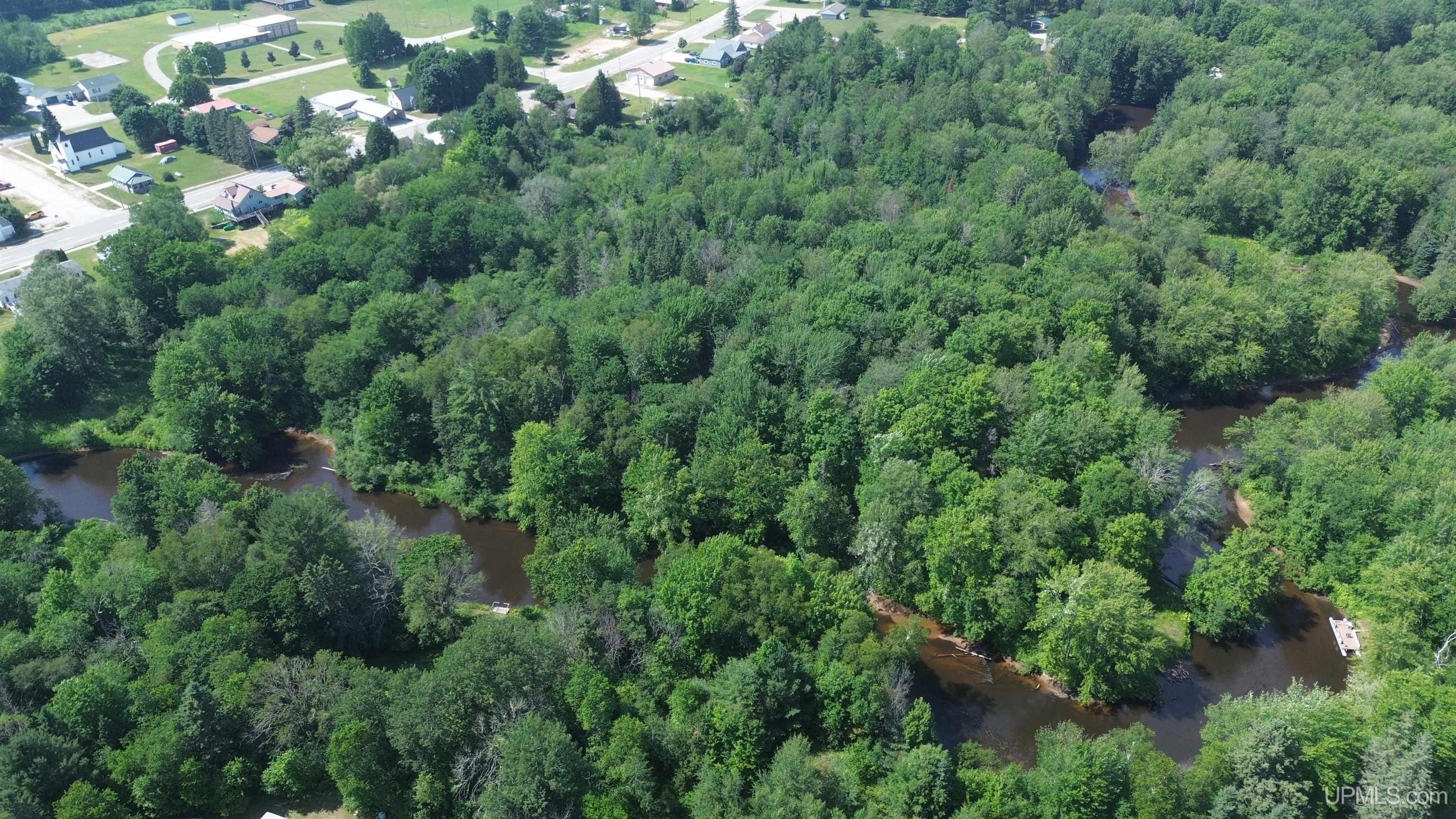 main property photo 16