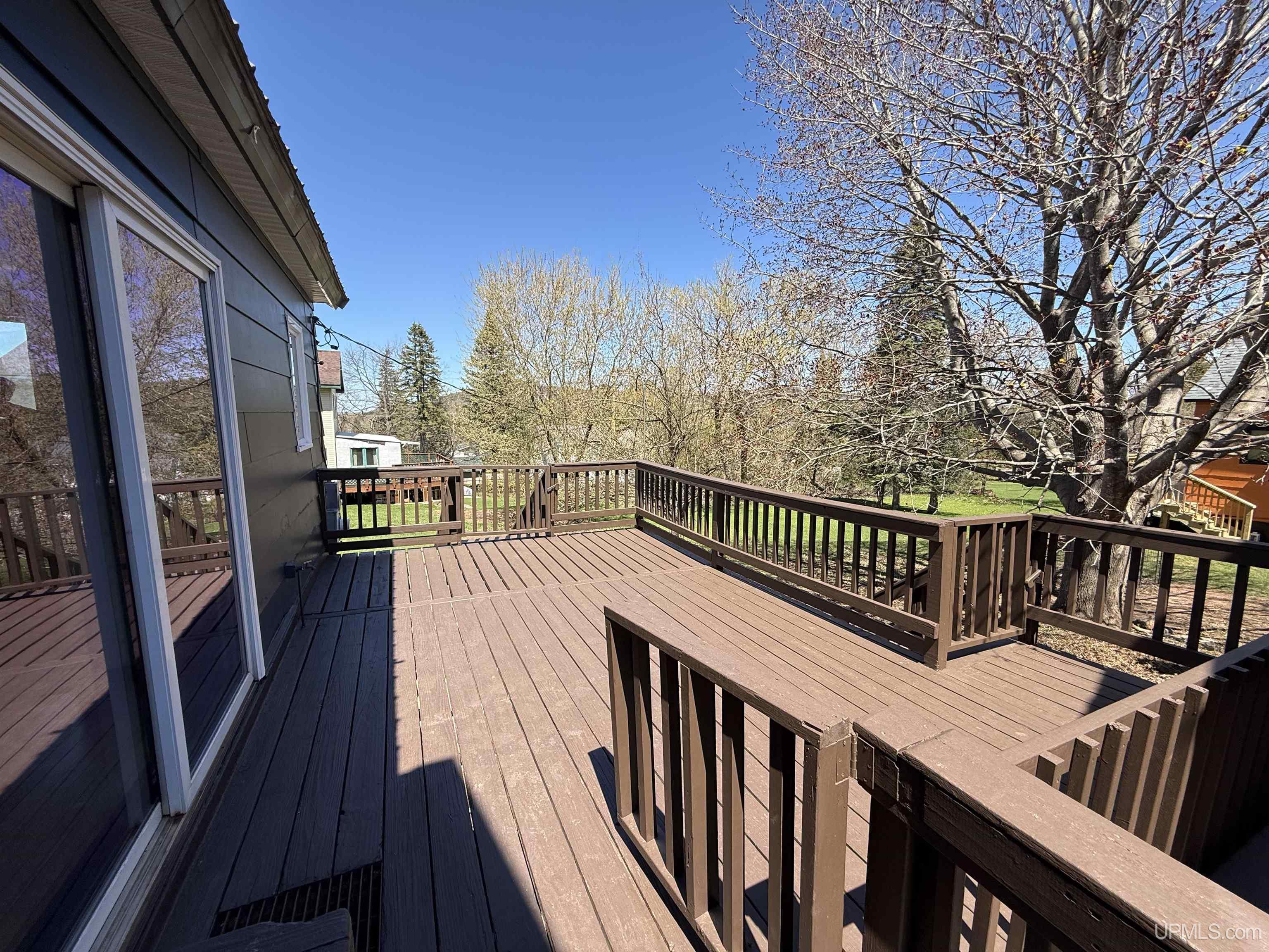 main property photo 44