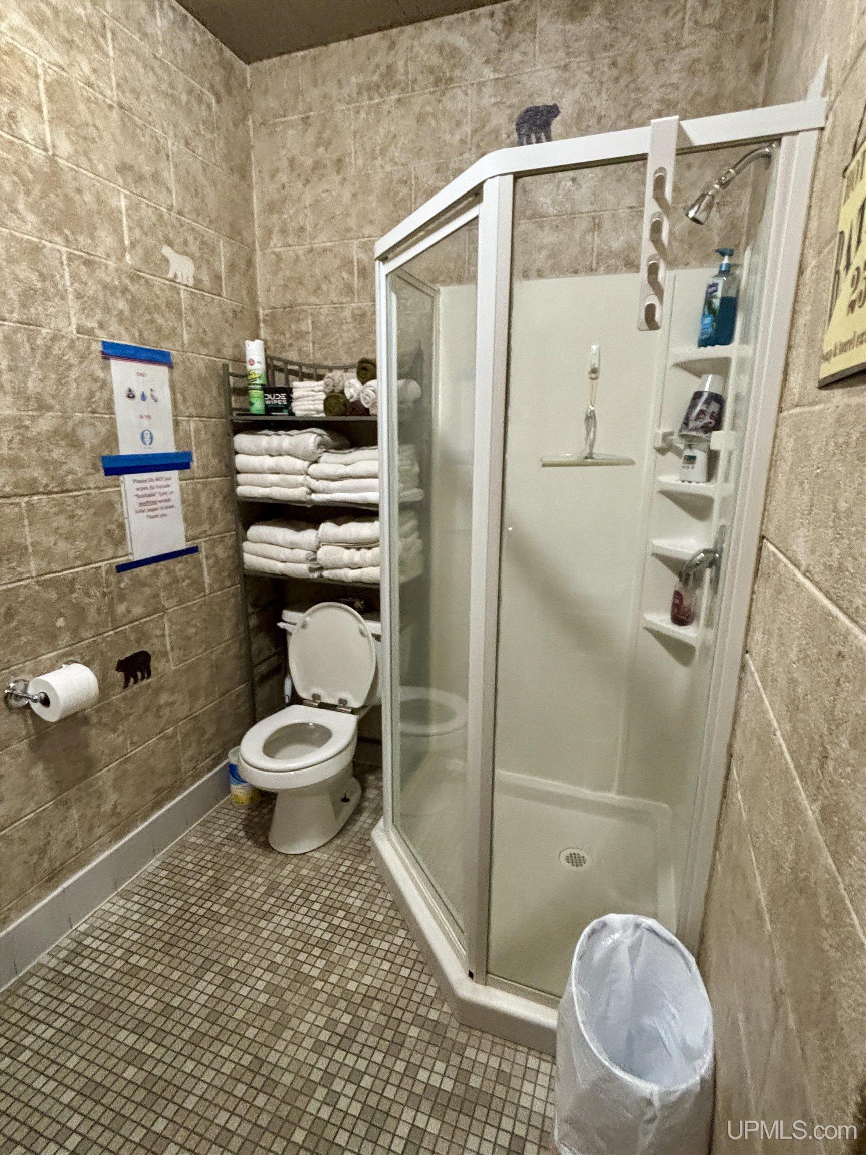 main property photo 10