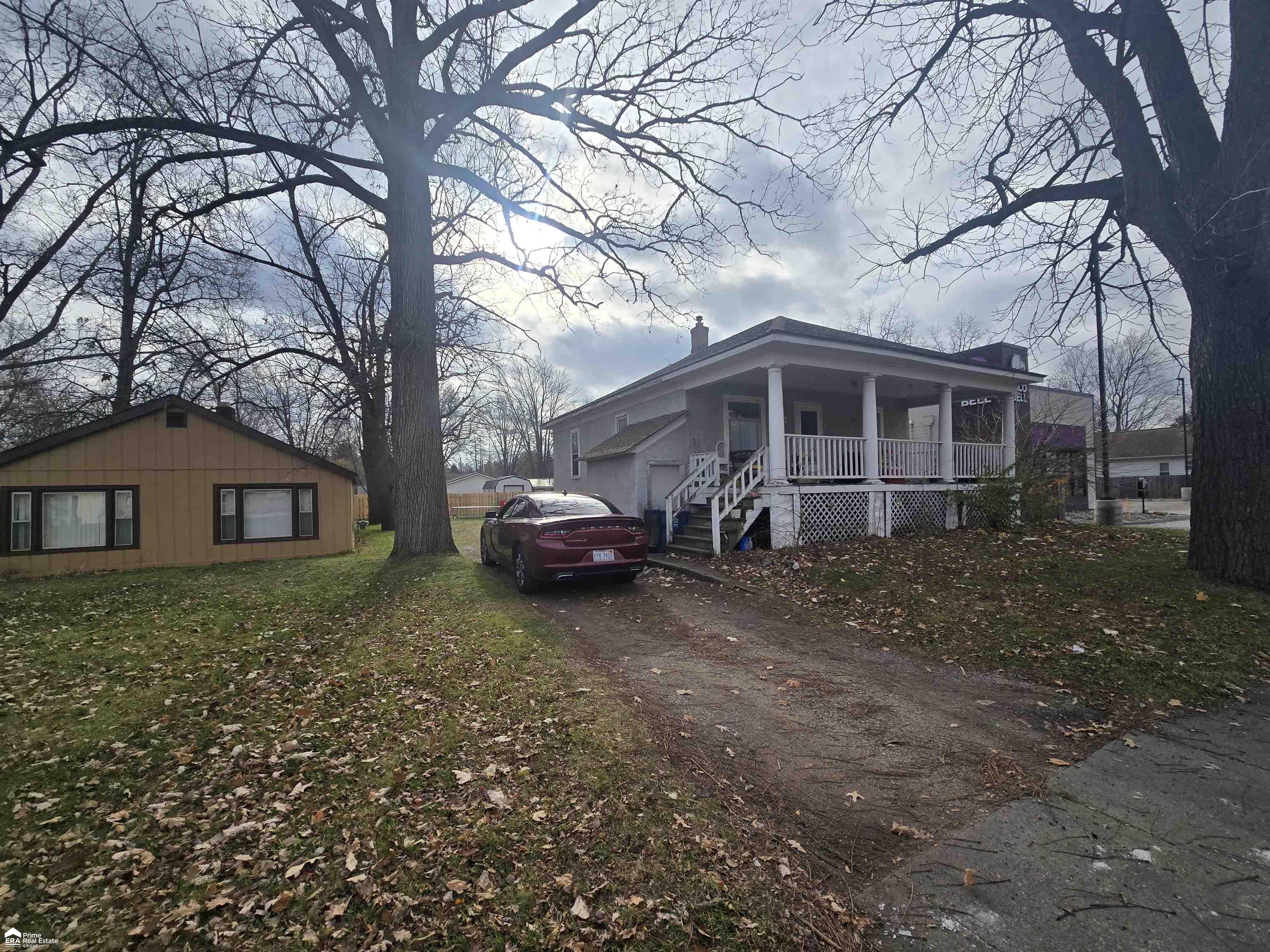 main property photo 8