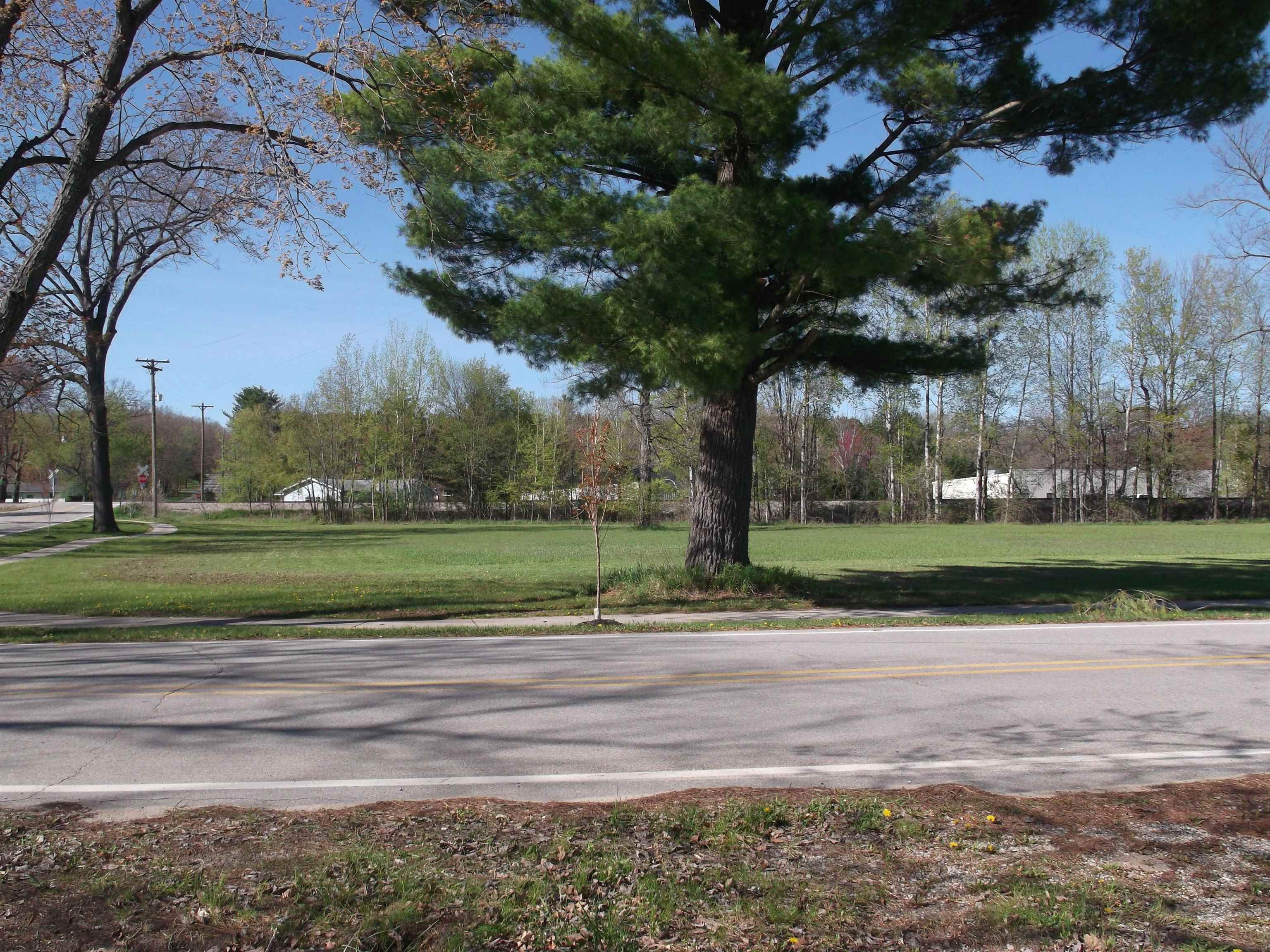 main property photo 12
