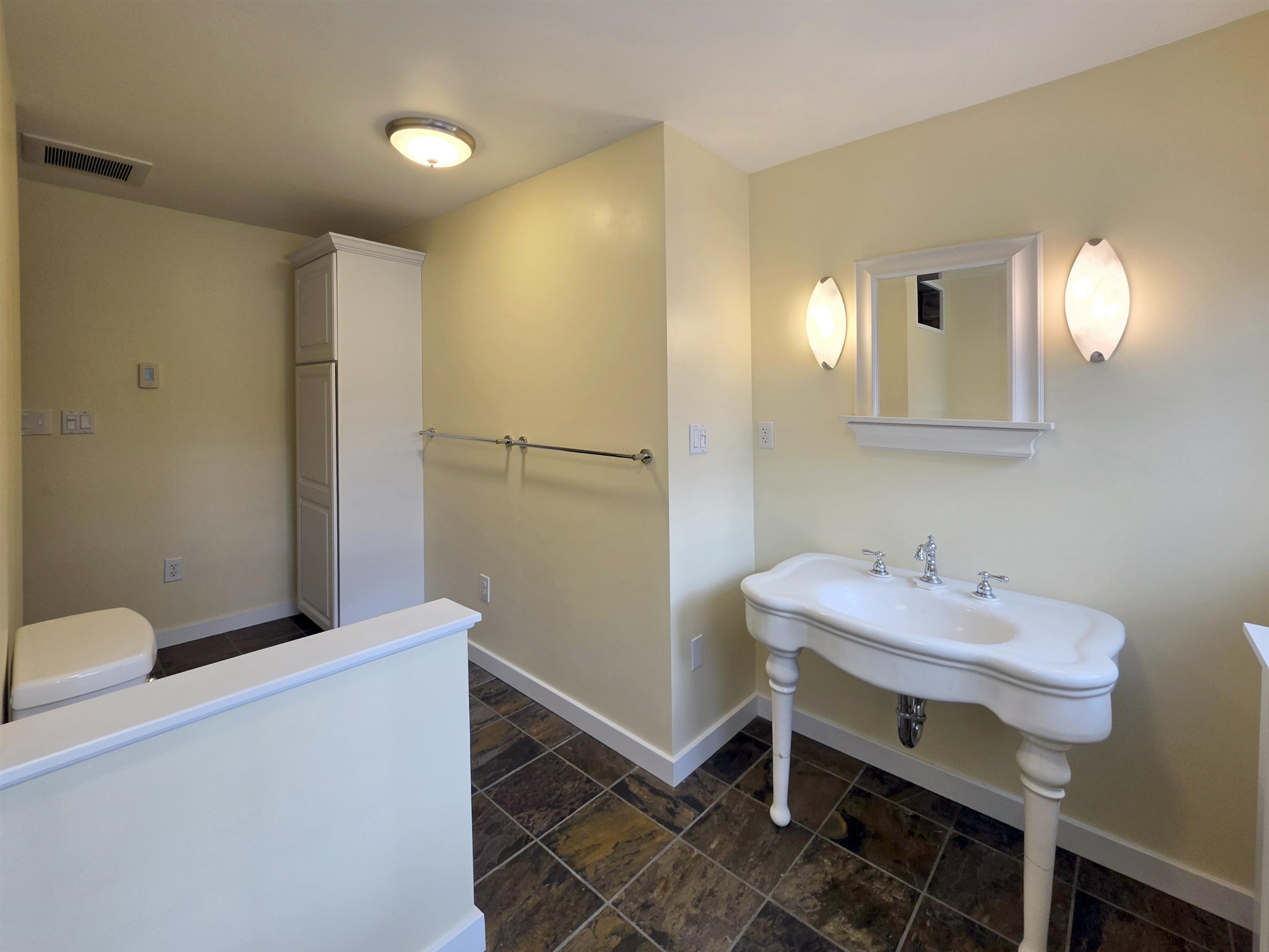 main property photo 65