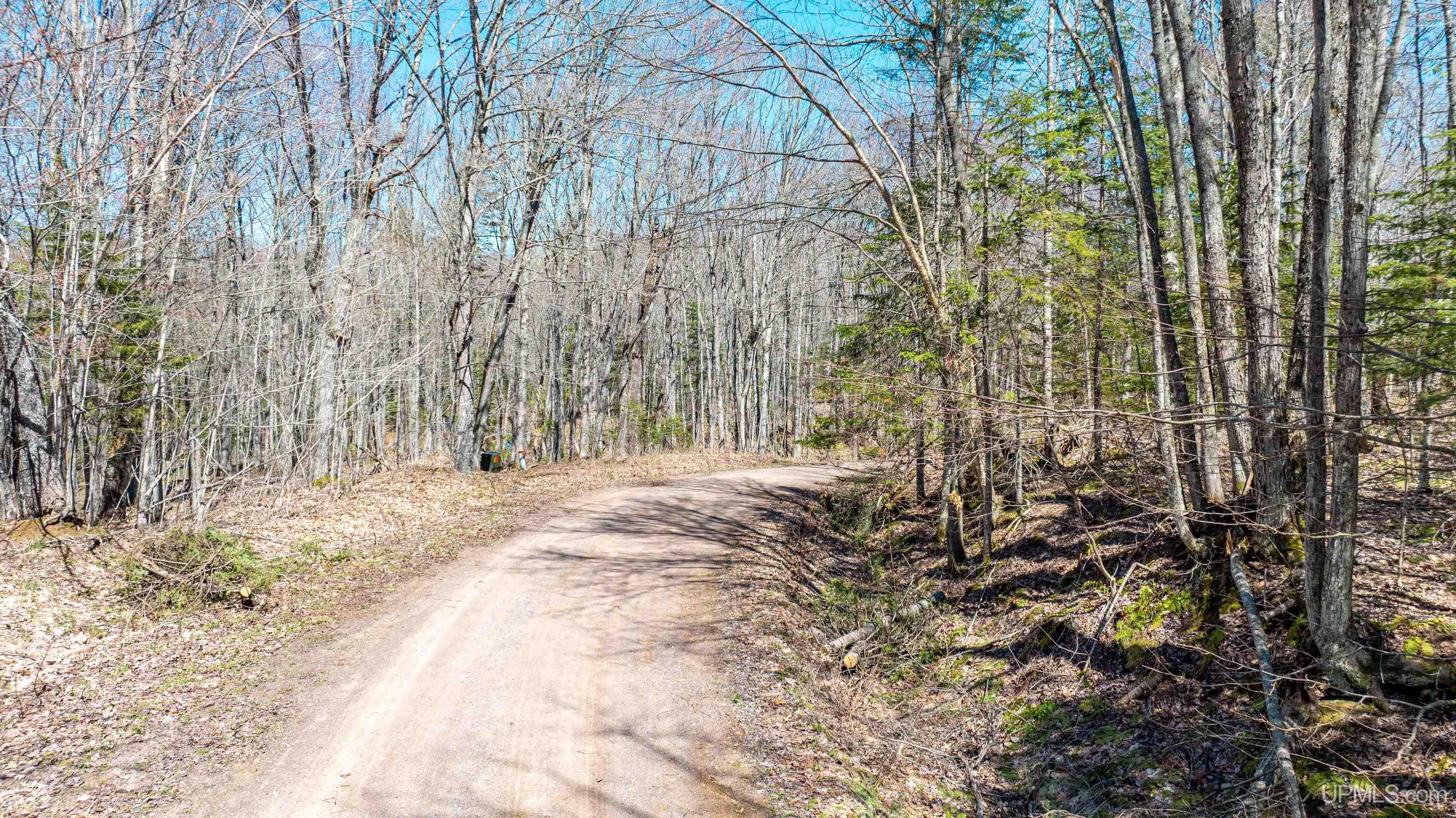 main property photo 39