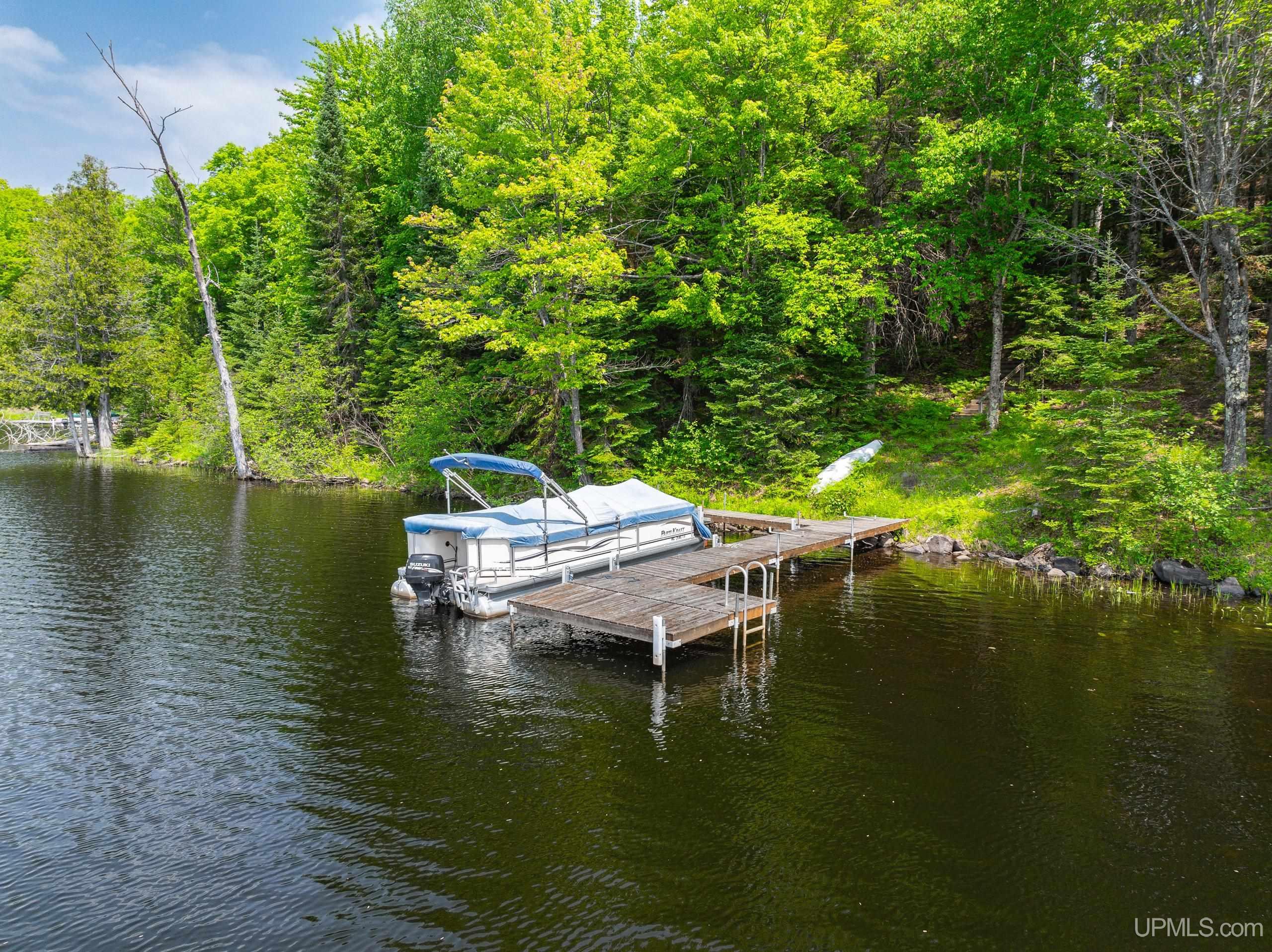 main property photo 43