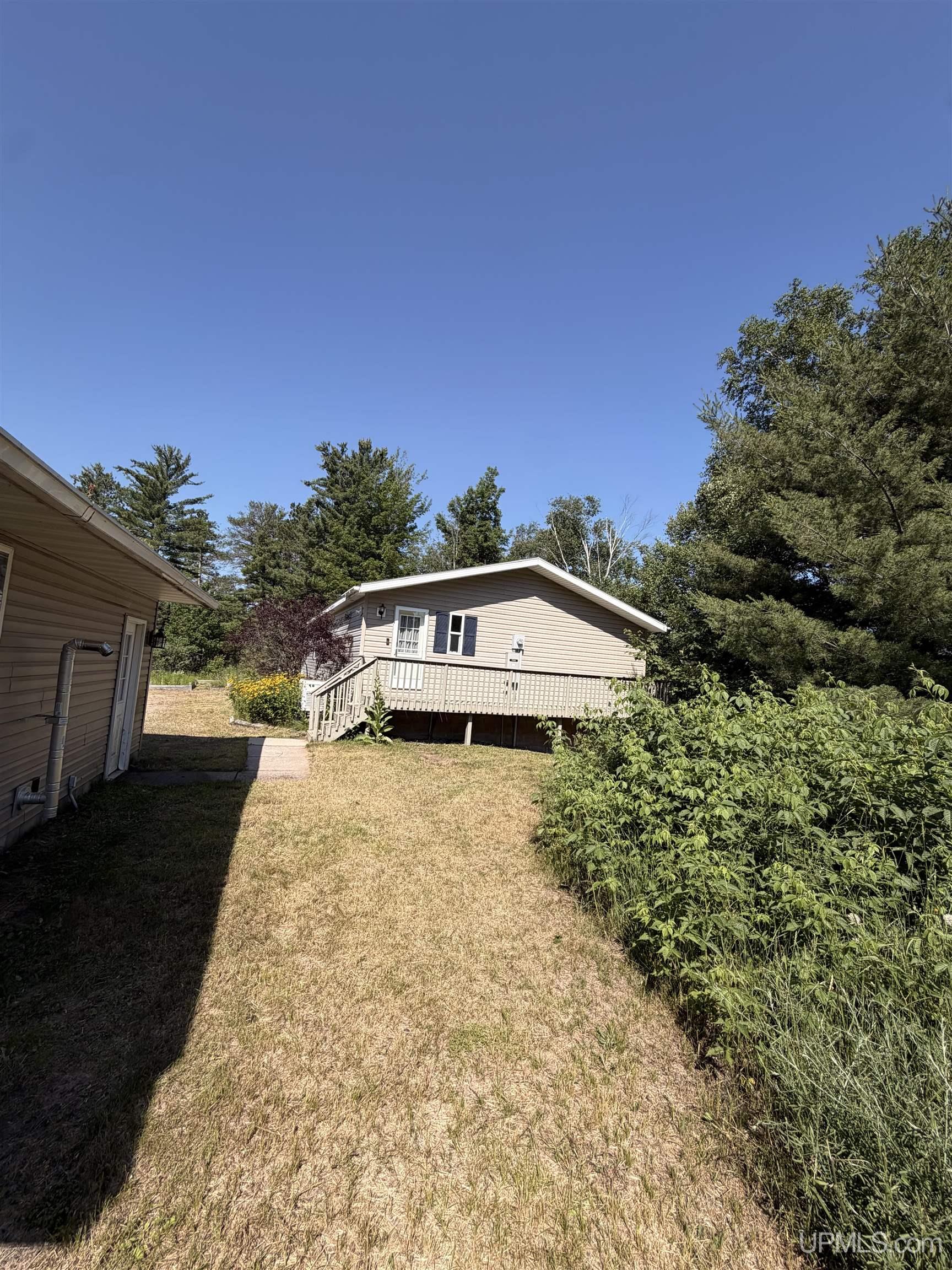 main property photo 45