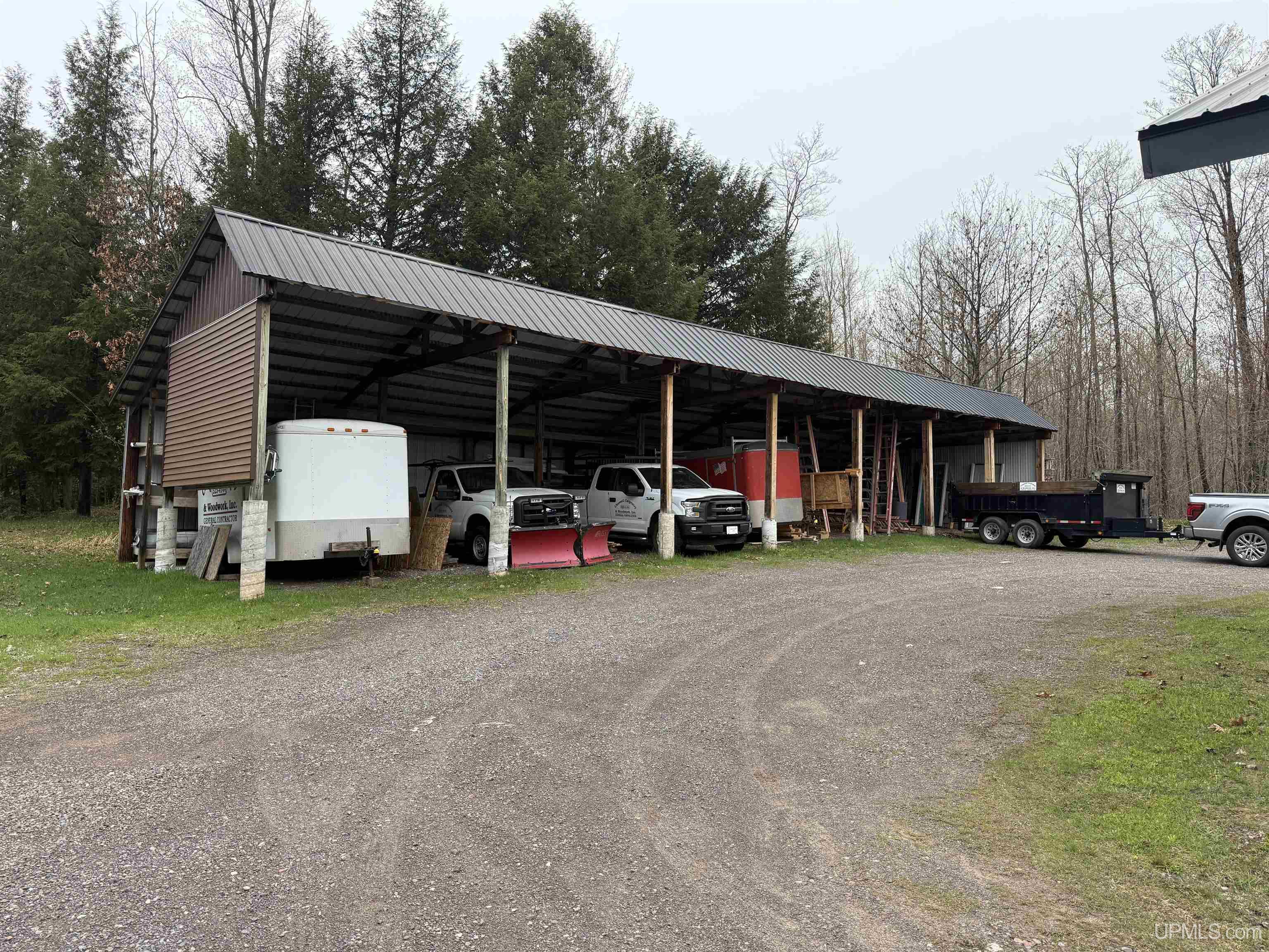main property photo 20