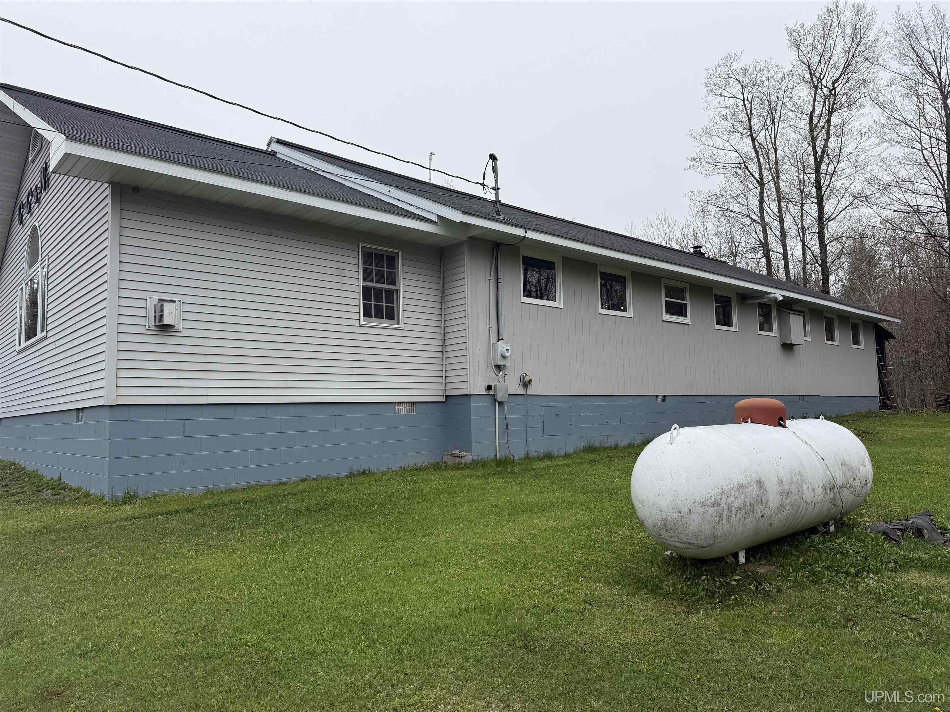 main property photo 59