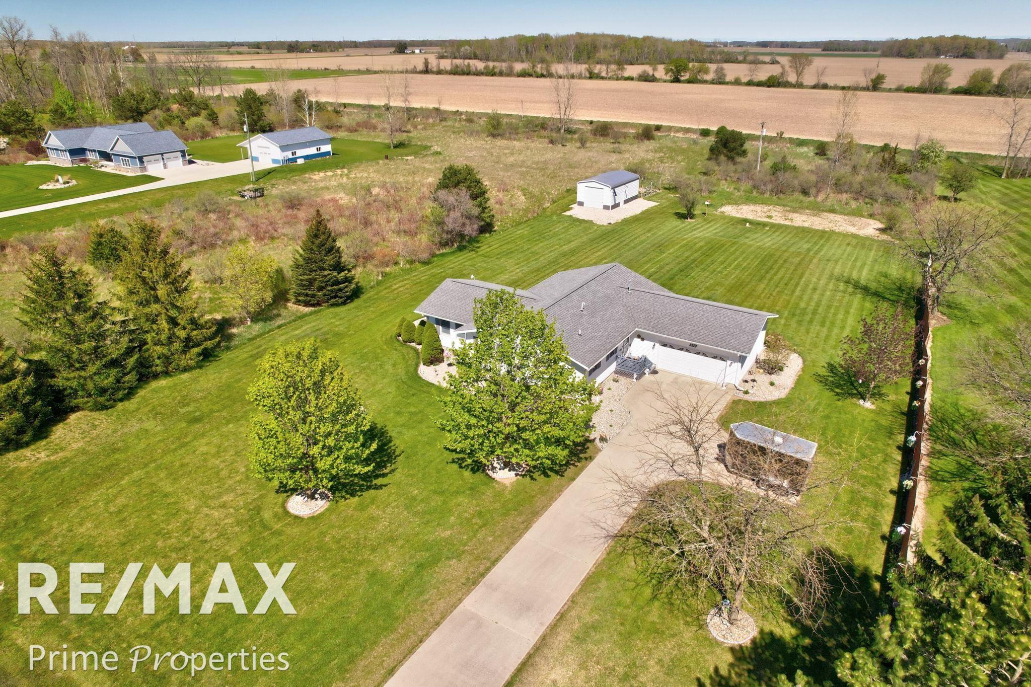 main property photo 46