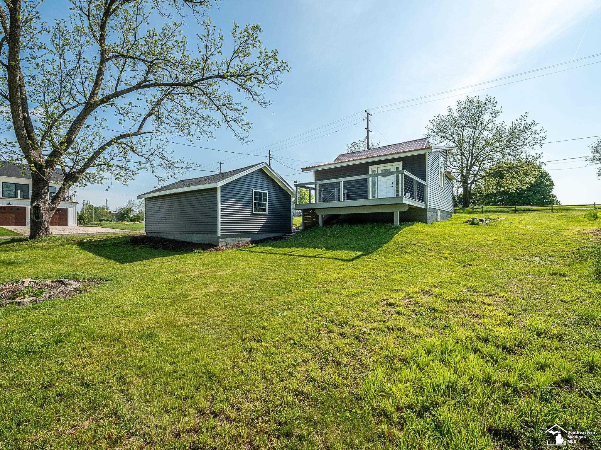 main property photo 31