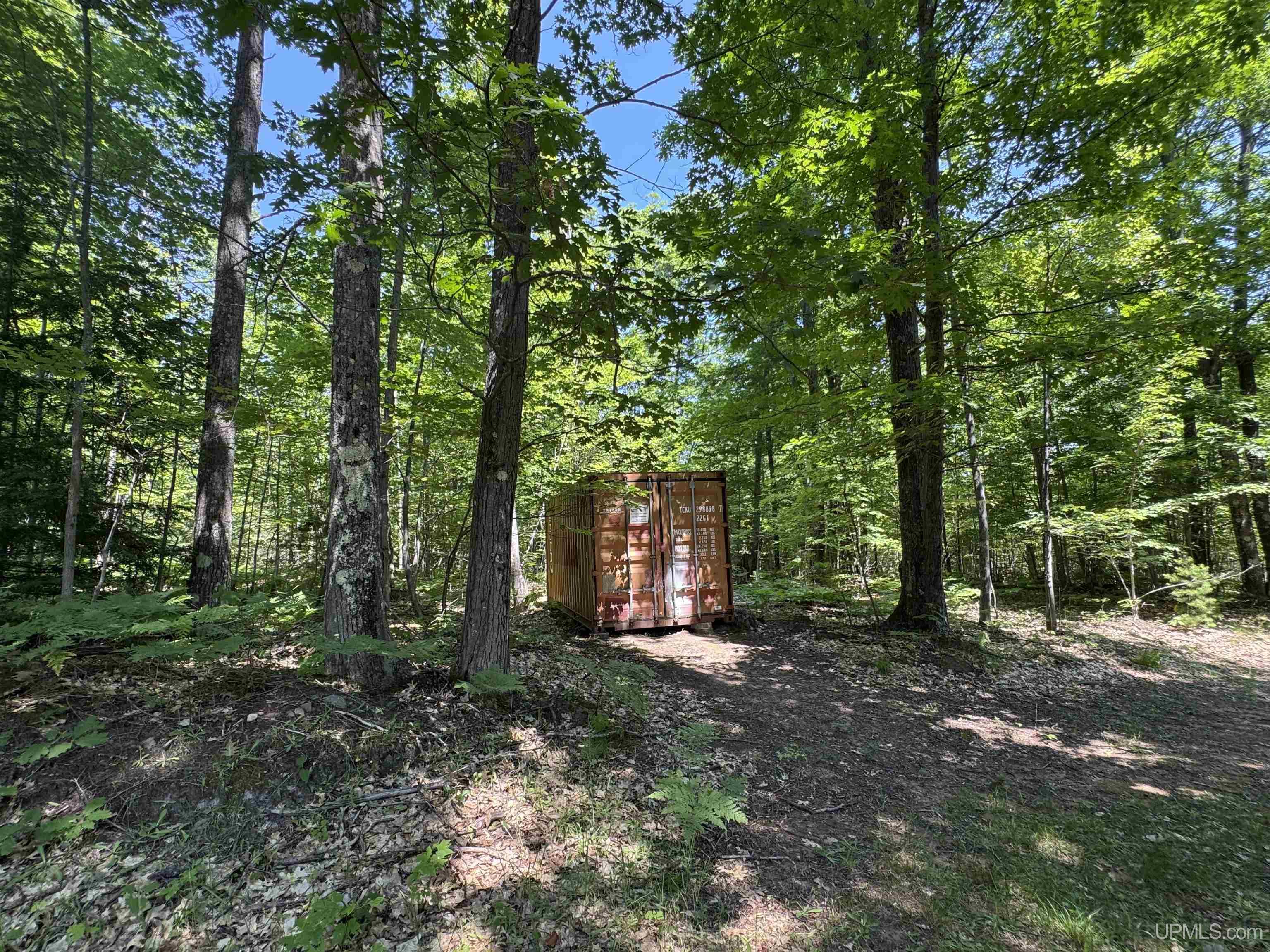 main property photo 74
