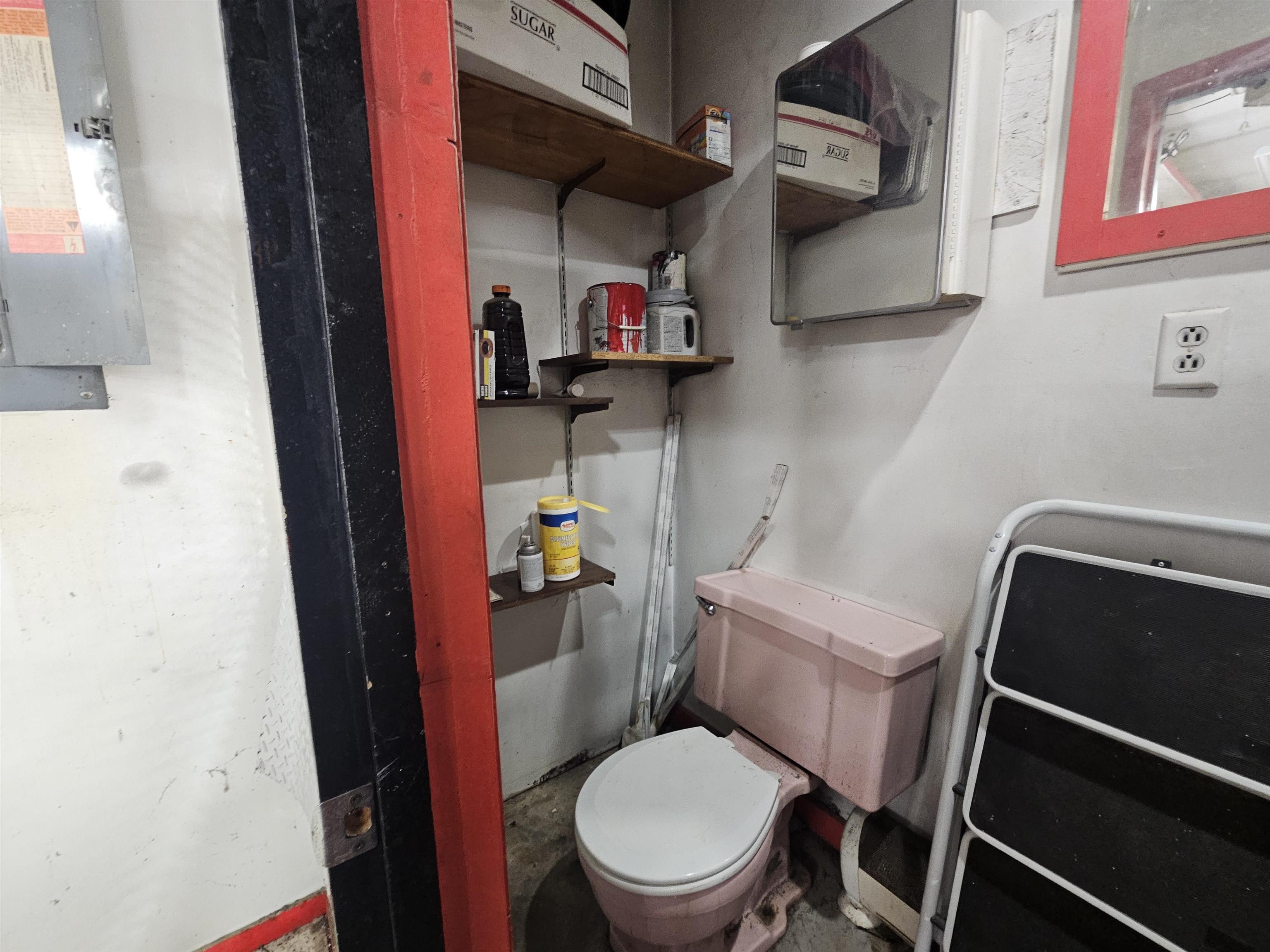 main property photo 18