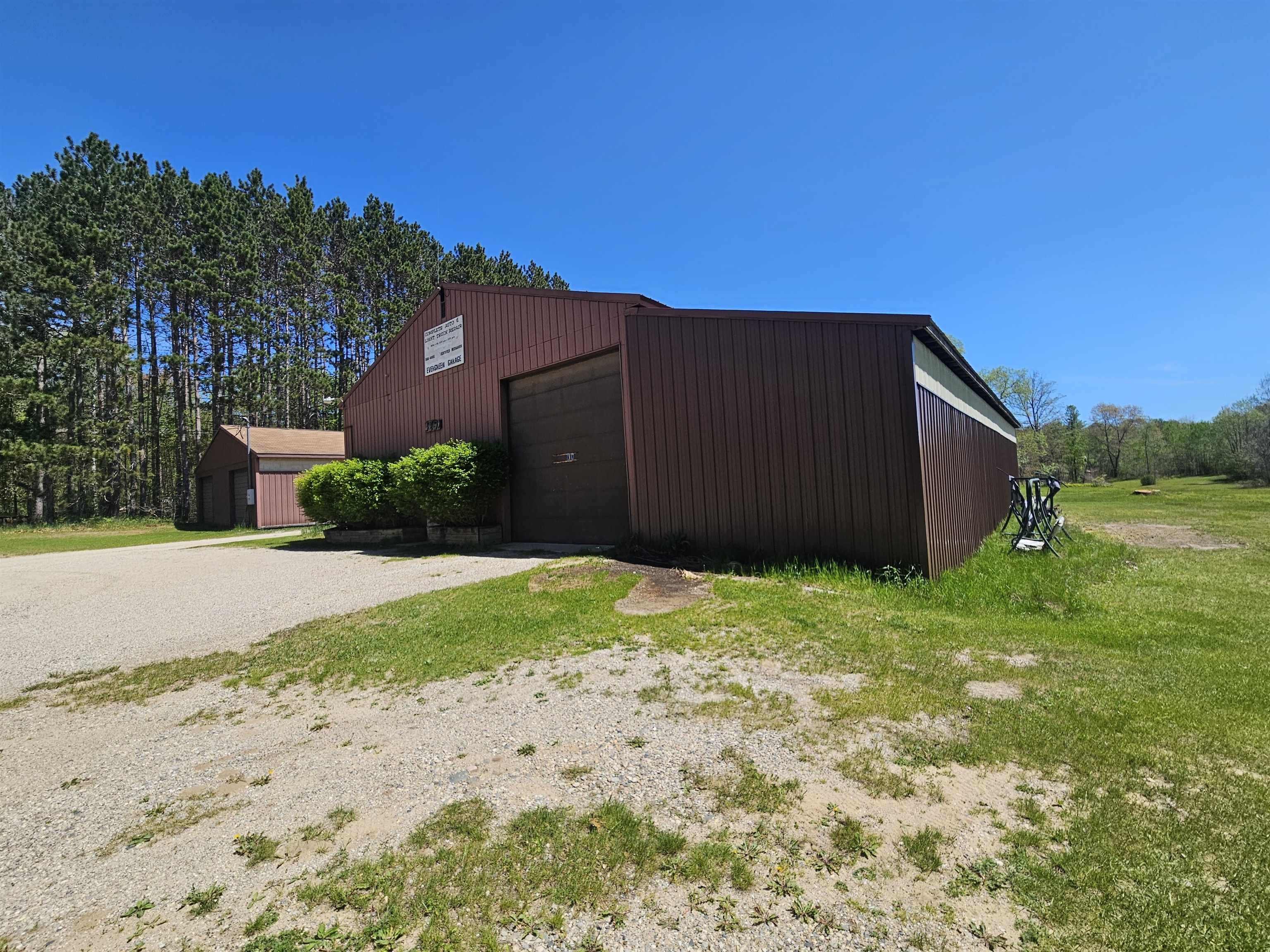 main property photo 8