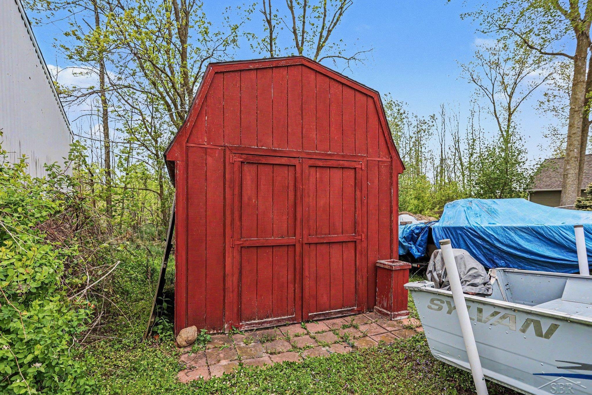 main property photo 22