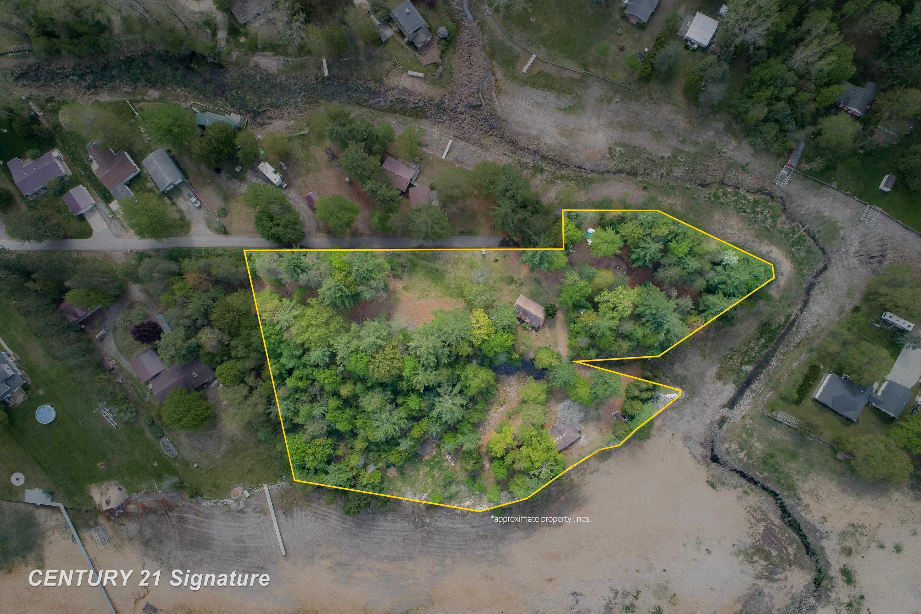 main property photo 33