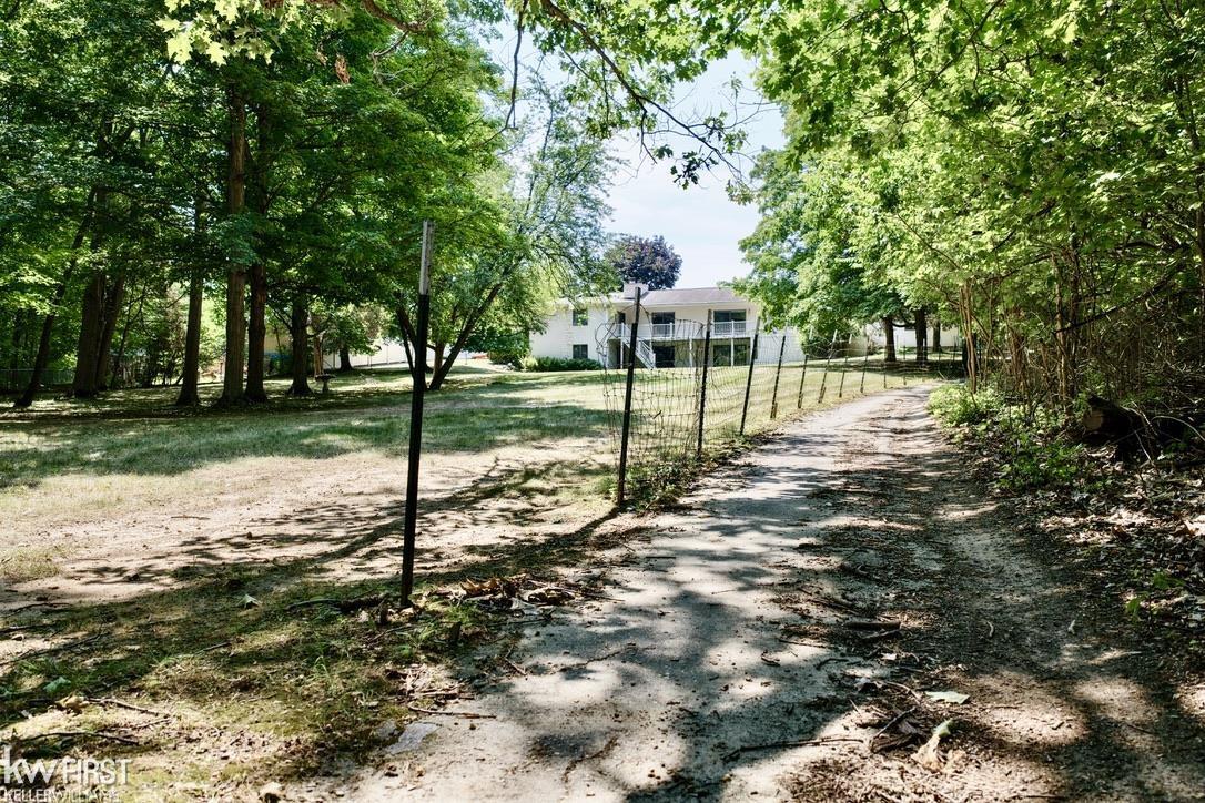main property photo 25