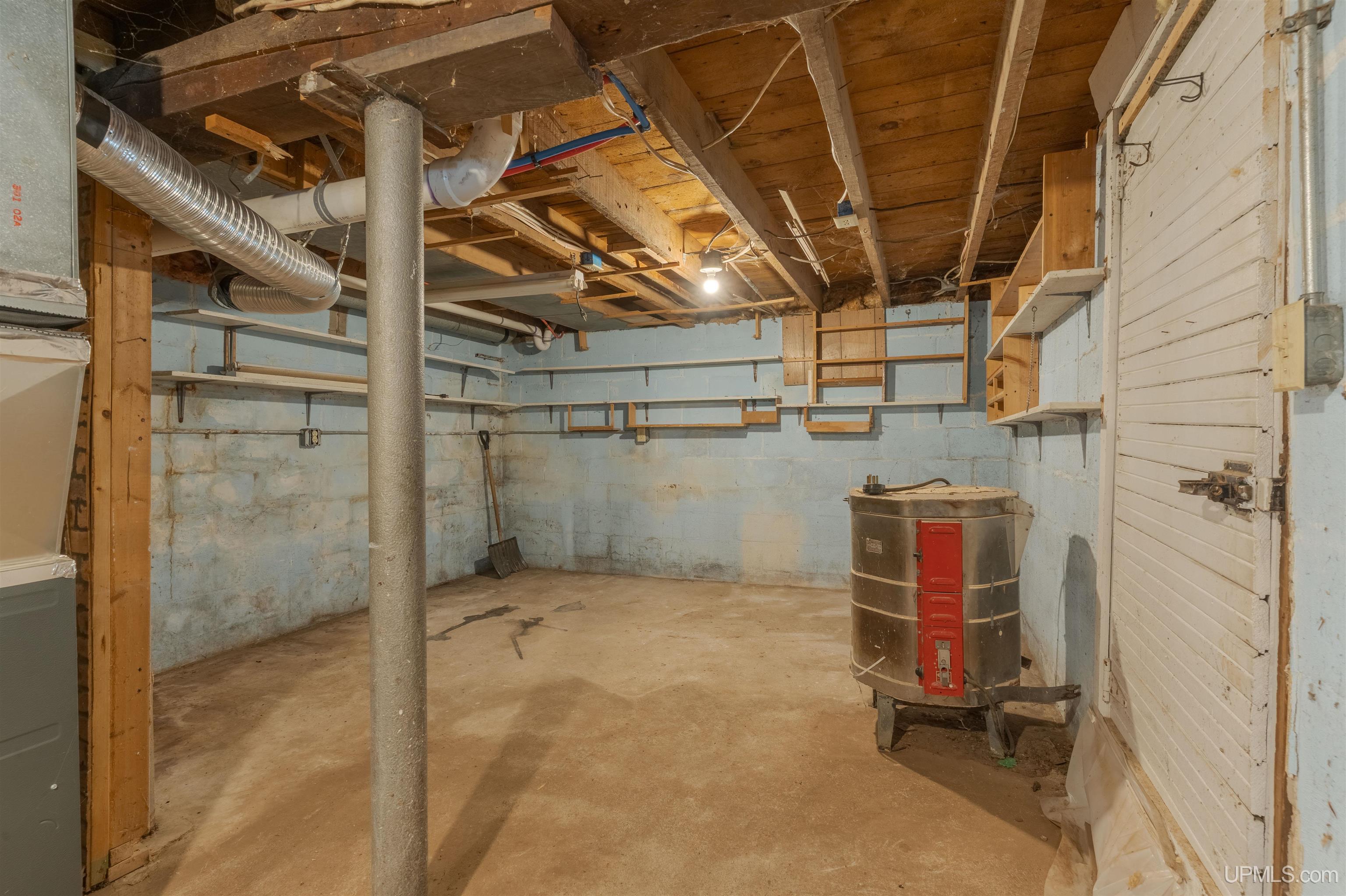 main property photo 21