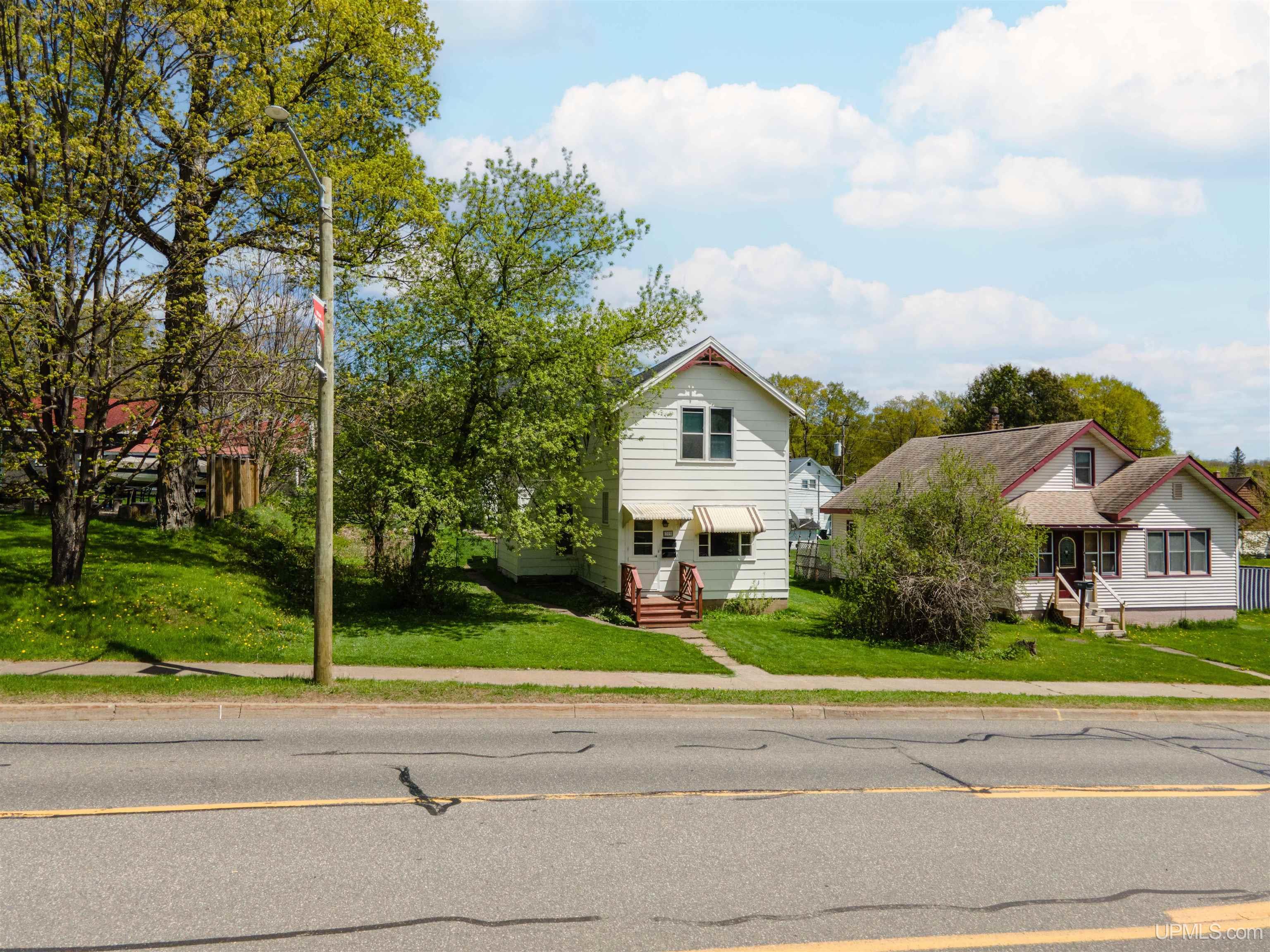 main property photo 24
