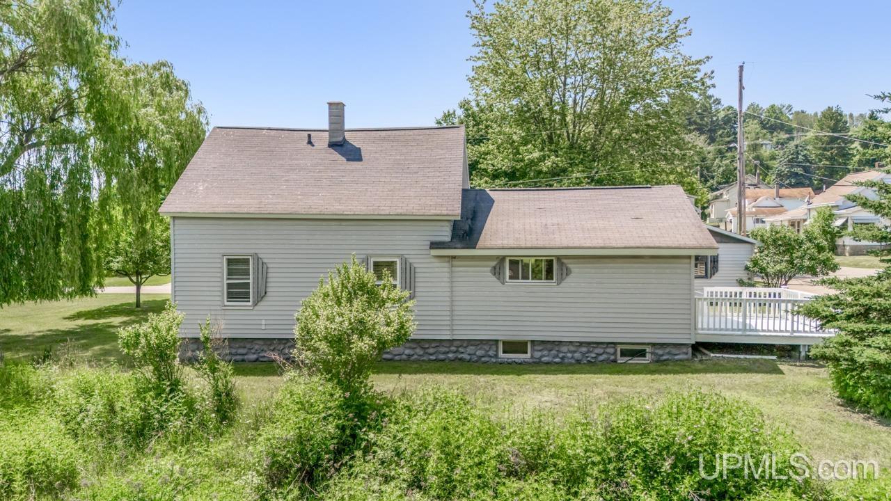 main property photo 19