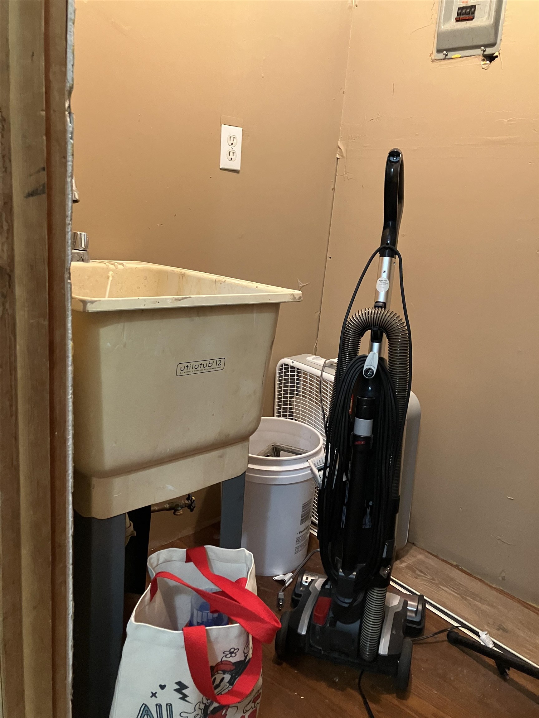 main property photo 19