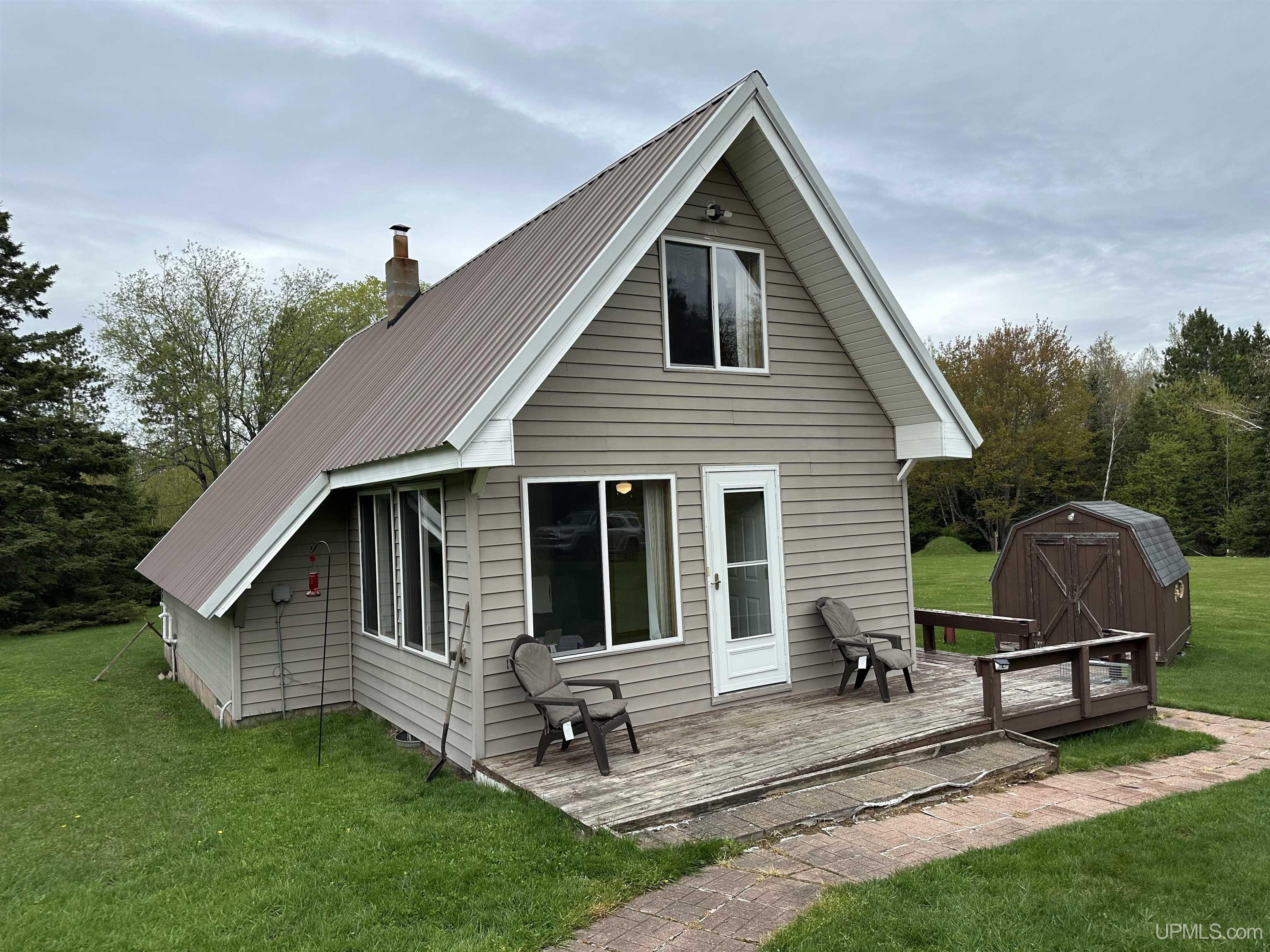 main property photo 0